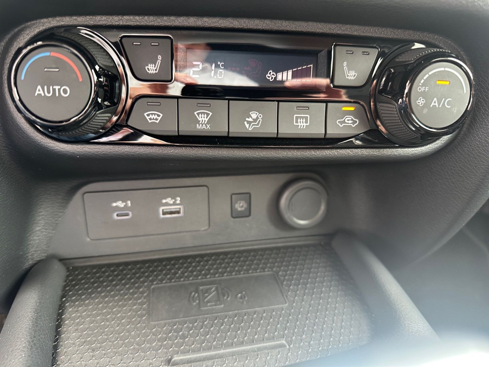Nissan Juke N-Connecta 1.0 AT Navi Winter 360° CarPlay