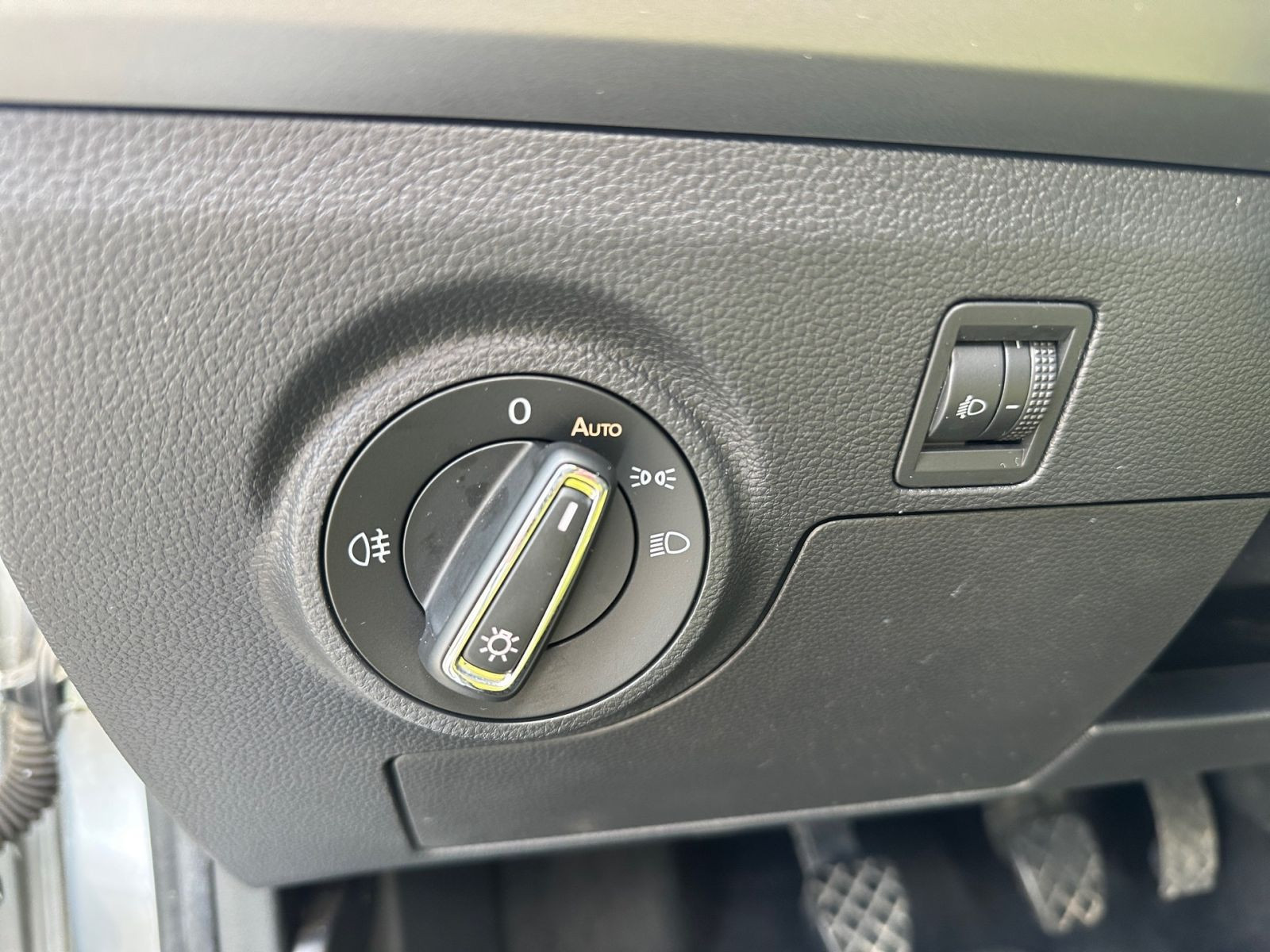 Seat Ibiza 1.0 MPI Style MT CarPlay*SHZ*PDC*ClimaAut.