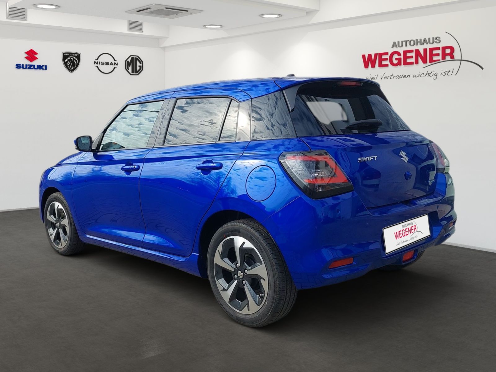SUZUKI Swift Comfort+ CVT HYBRID NAVI CAM SHZ