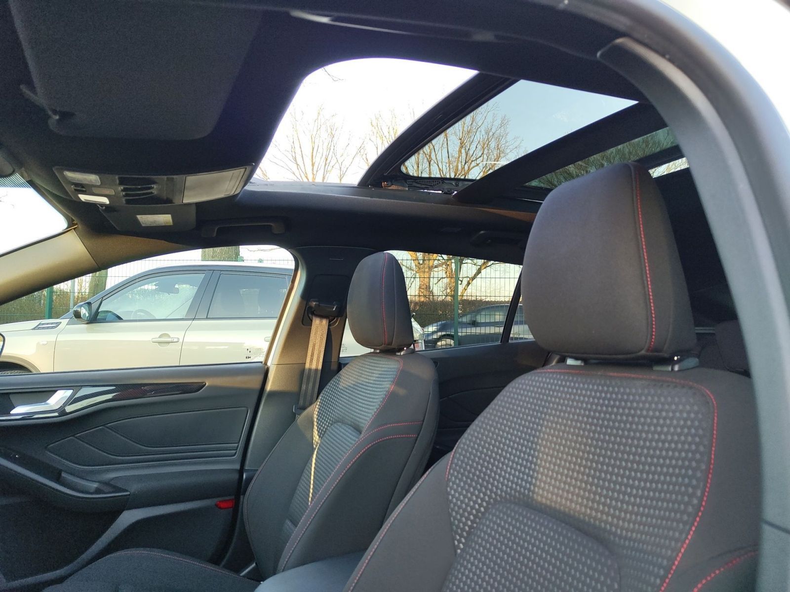 FORD FOCUS EcoBoost mHEV Turnier ST-Line Kamera*Navi