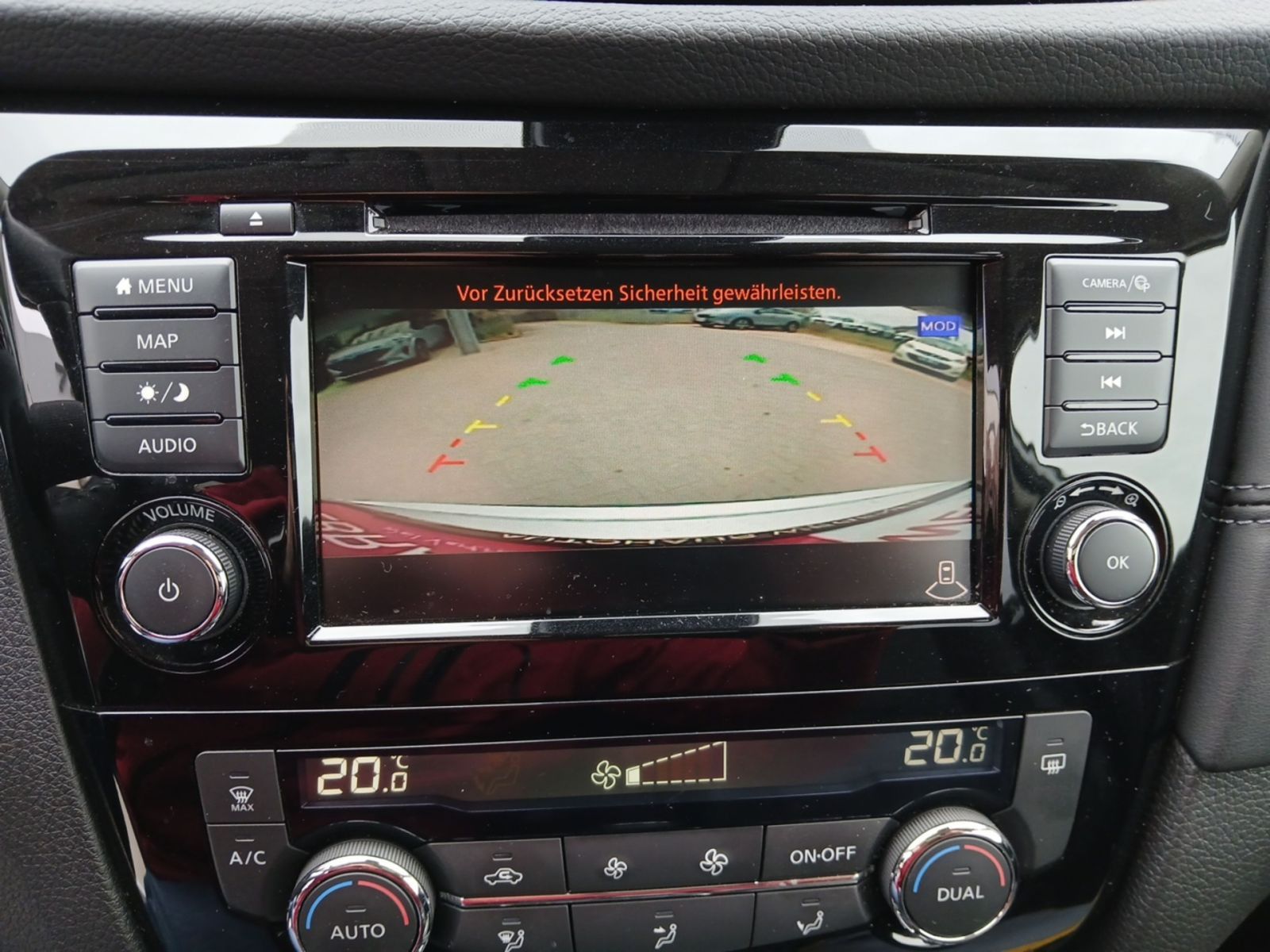 NISSAN X-Trail 1.3 DIG-T DCT Tekna Pano*360°*Navi*BOSE