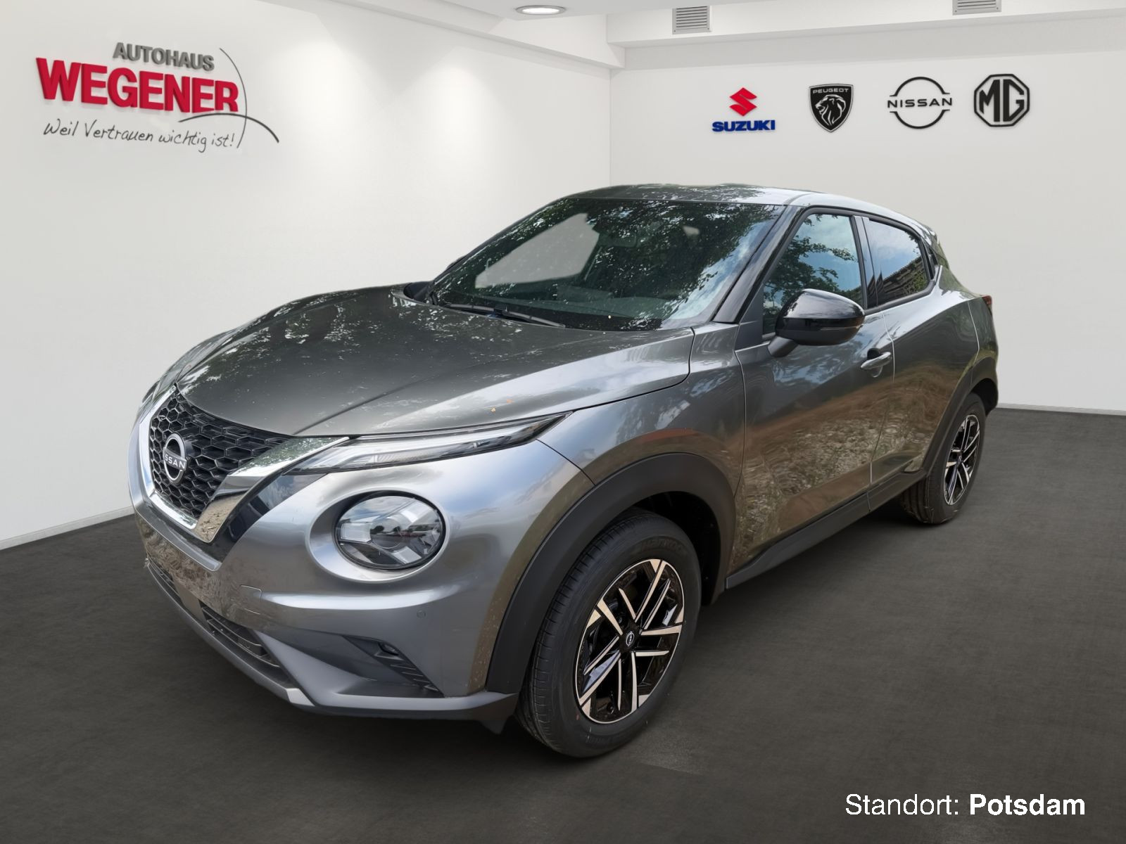 Nissan JUKE N-Connecta 1.0 MT -  LHZ SHZ PDC LED In-Car WIFI