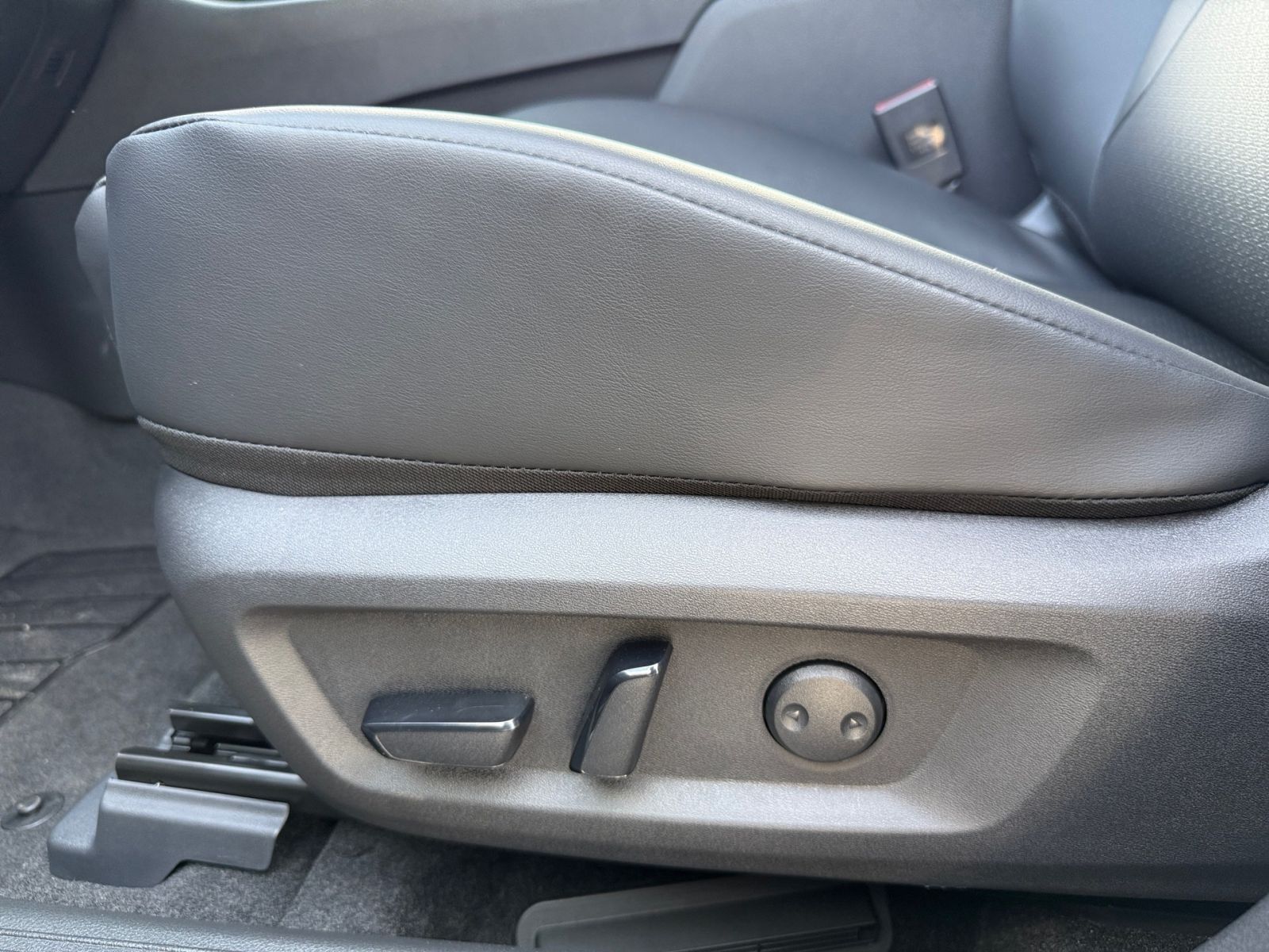 NISSAN X-TRAIL 1.5 VC-T e-POWER 204 PS 4x2 N-Connecta 5