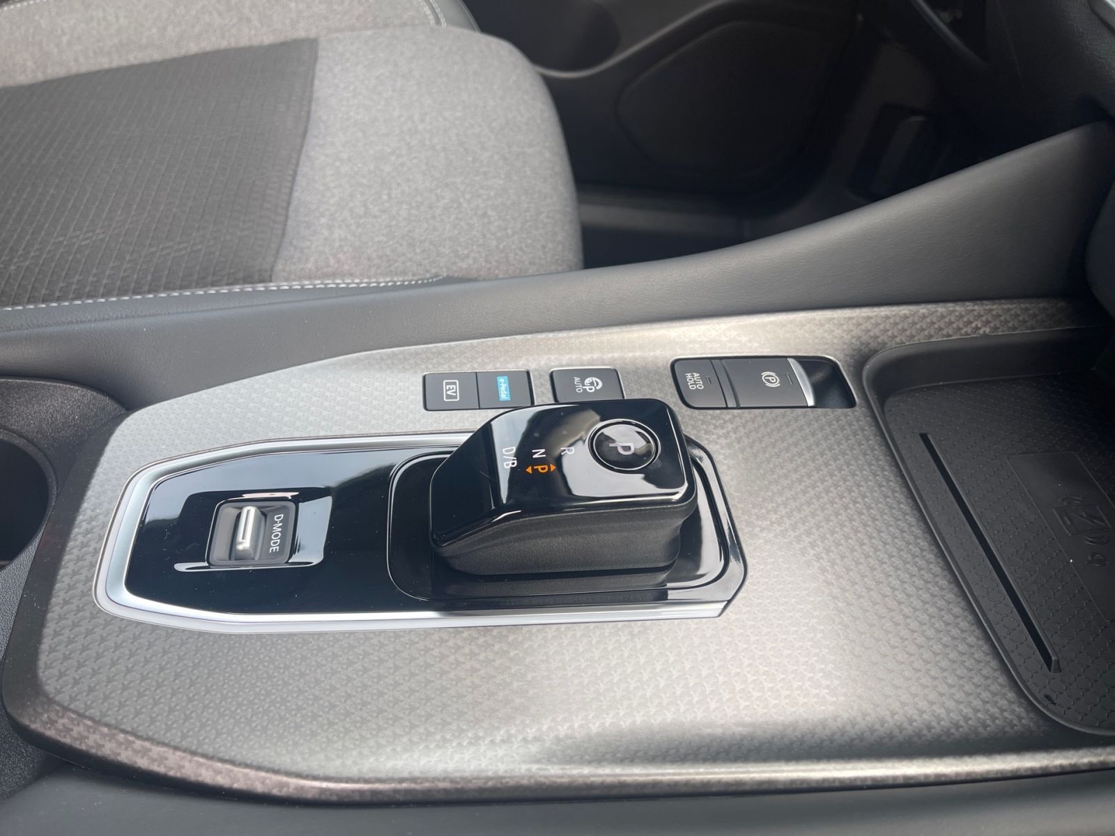 NISSAN QASHQAI N-CONNECTA1.5 VC-T e-POWER NAVI 360° WIN