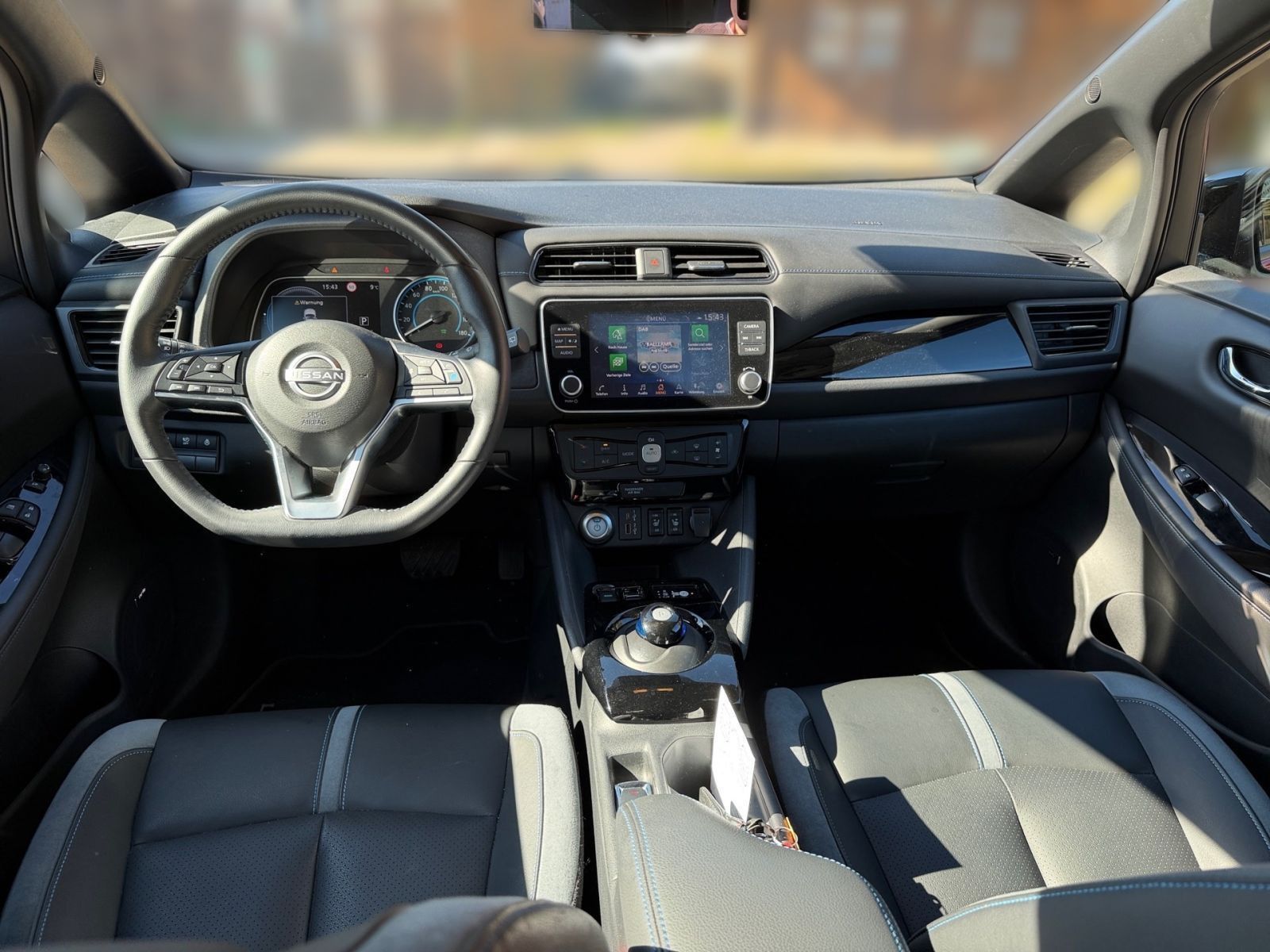 NISSAN Leaf Tekna 62 - 360CAM Navi Leder PDC SWA