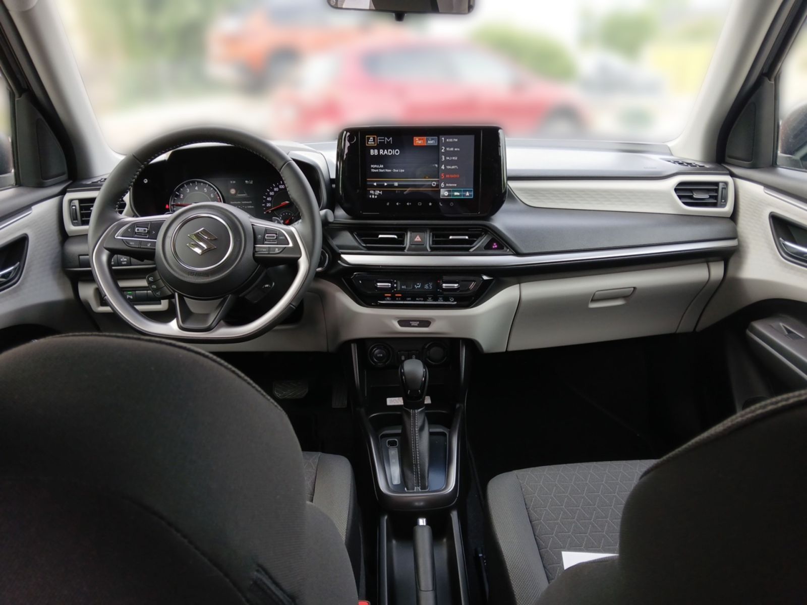 SUZUKI SWIFT COMFORT+ CVT HYBRID ACC*Navi*Kamera*PDC