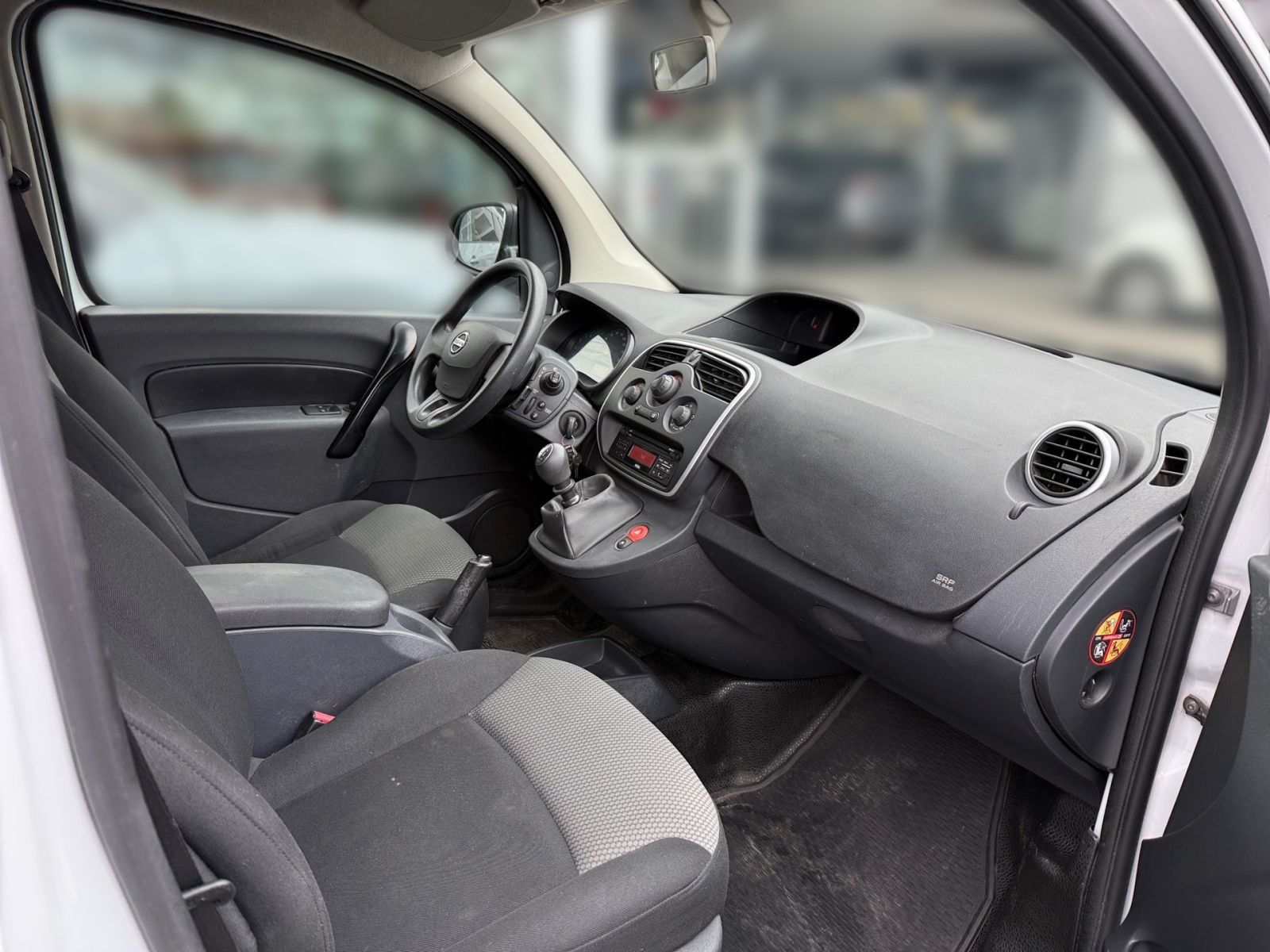 NISSAN NISSAN NV250 Kasten L1 2,0 6MT KLIMA RADIO AHK