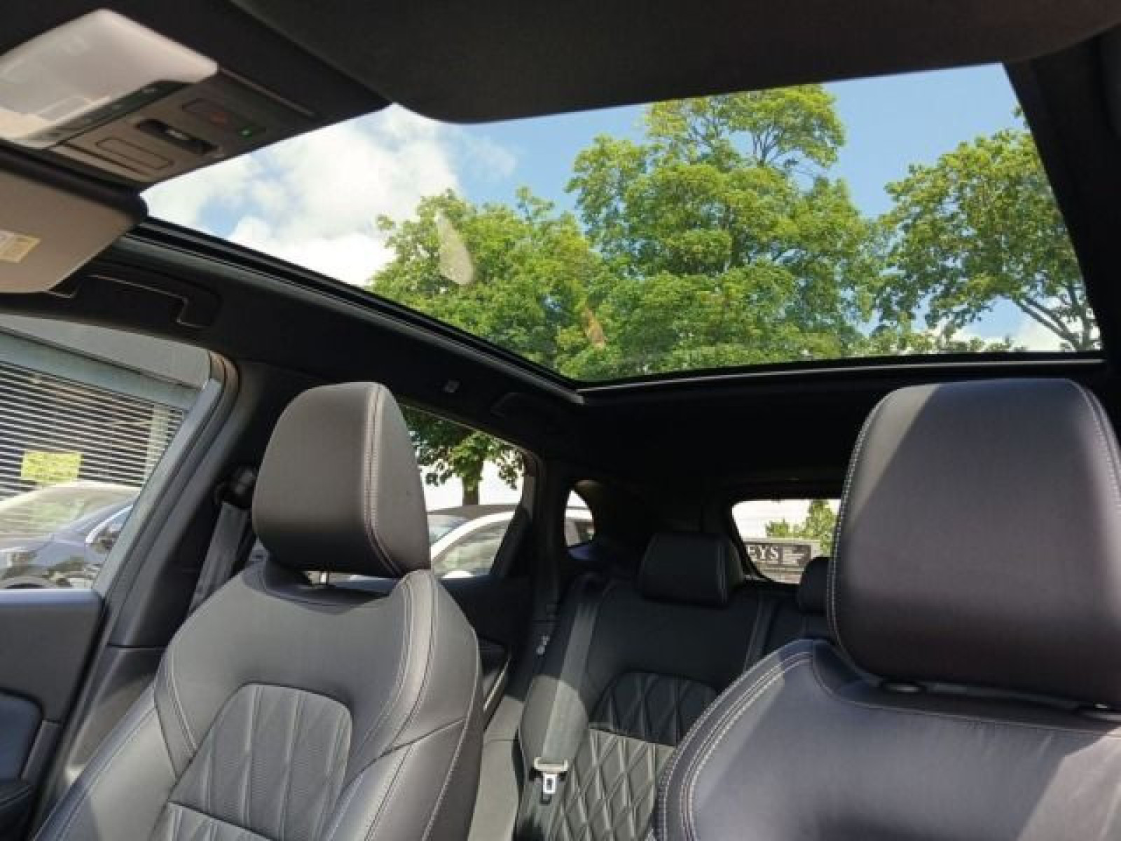 Nissan Qashqai Tekna+ 1.3 DIG-T MHEV HUD PANO BOSE MEM