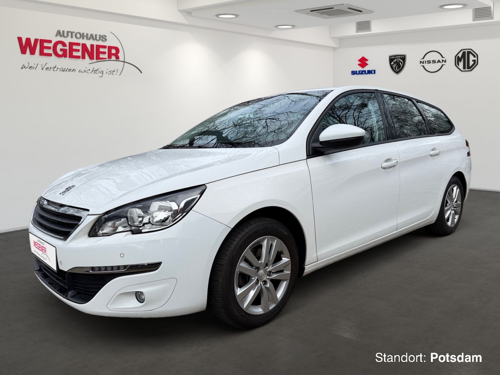 PEUGEOT 308 SW 1.2 THP110 Navi*GRA*PDC vo/hi*CAM