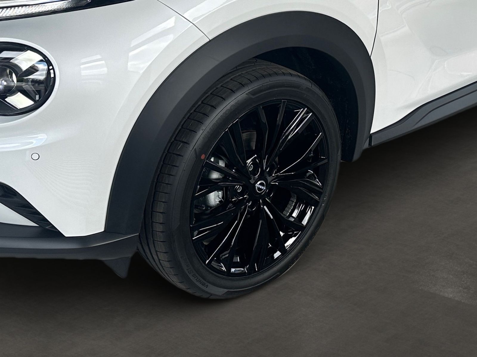 Nissan JUKE N-DESIGN 1.6 HYBRID 360° NAVI WINTER