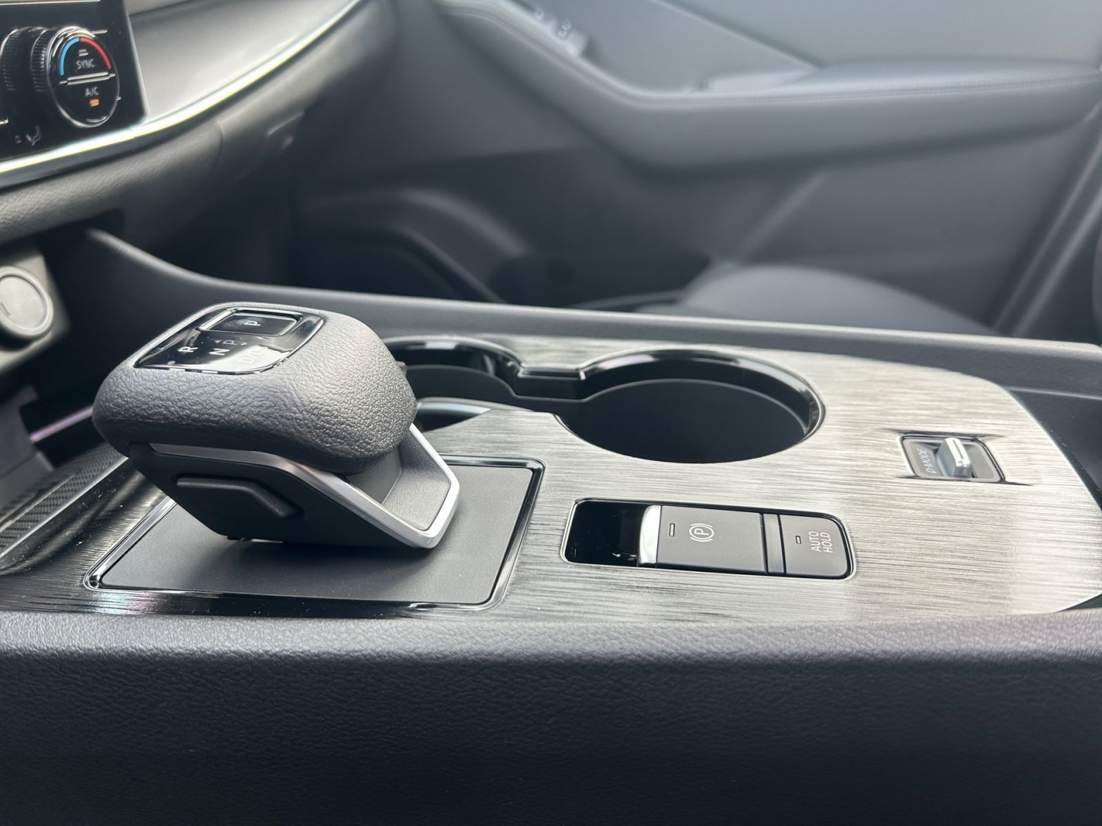 Nissan X-Trail N-Connecta 1.5 AT- MHEV 360CAM WIFI CarPlay LED