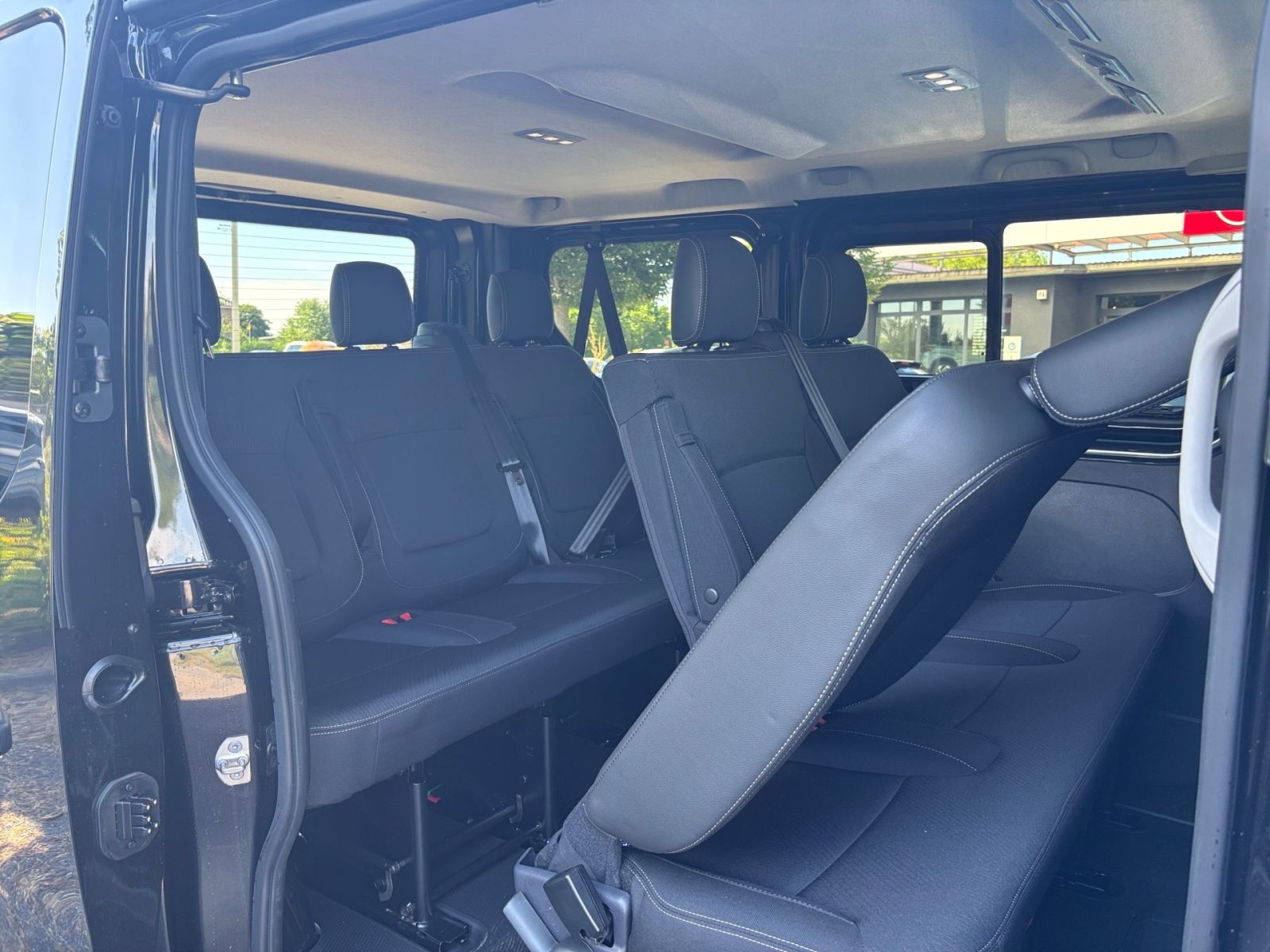 Nissan Primastar Kombi9 L1H1 2,8t