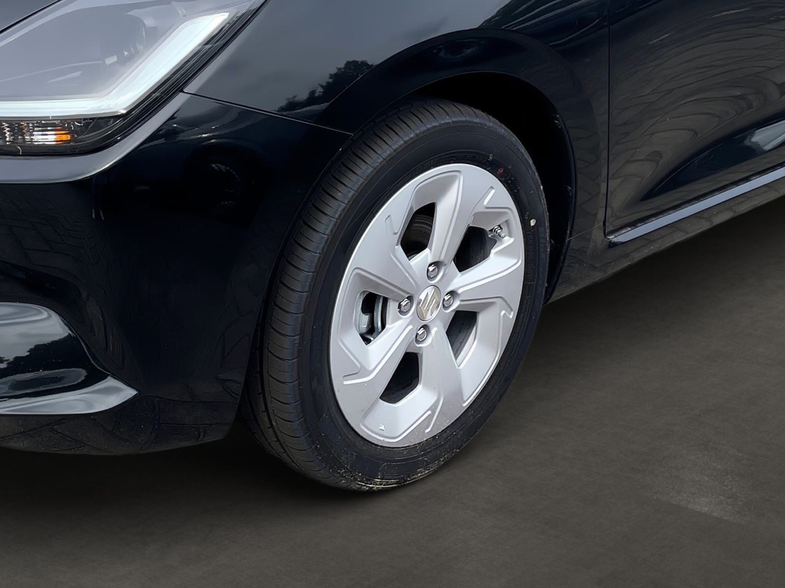 SUZUKI SWIFT COMFORT CVT HYBRID