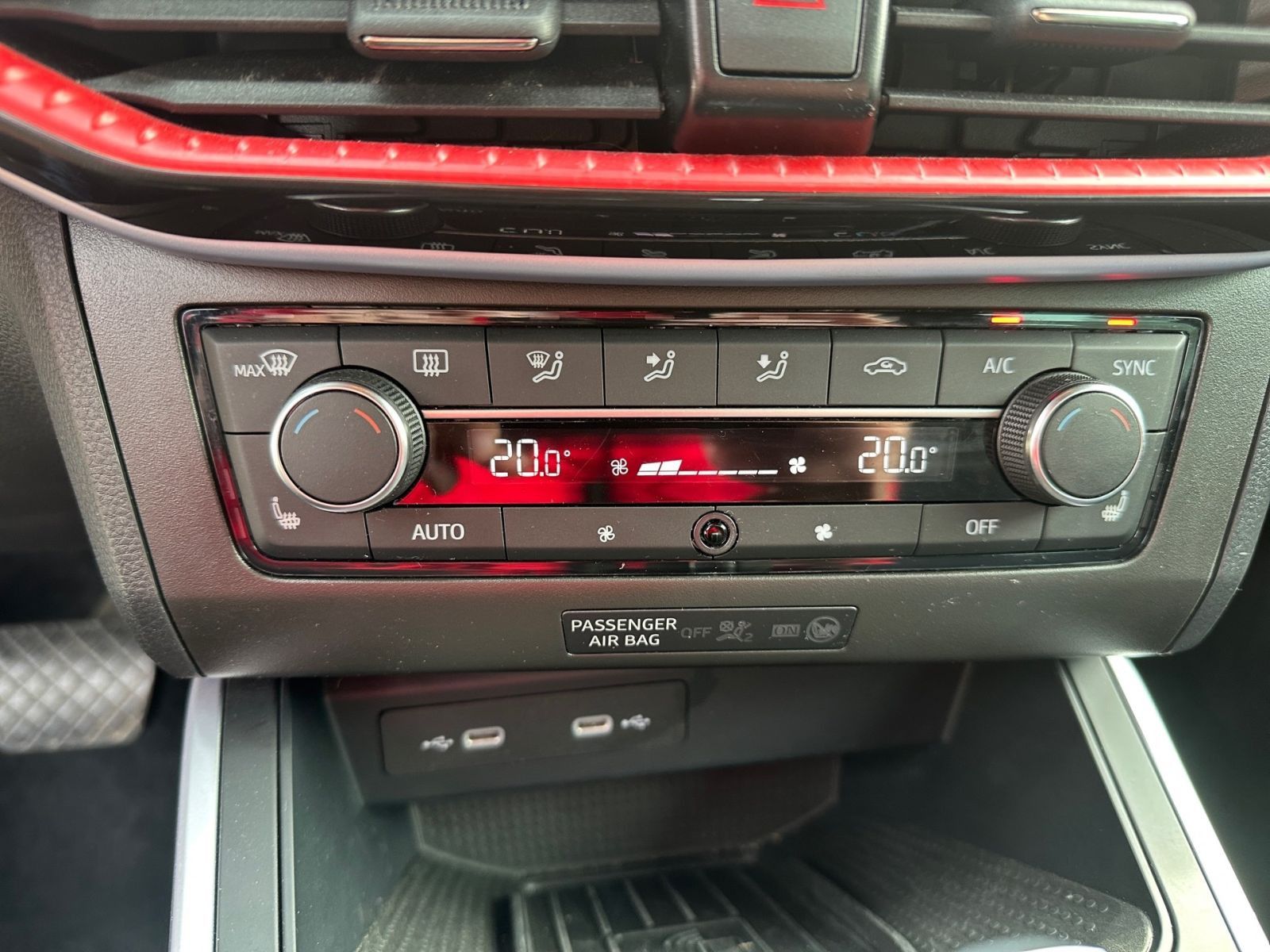 SEAT Arona 1.0 TSI DSG FR - LED NAVI SHZ VC APP`S PDC
