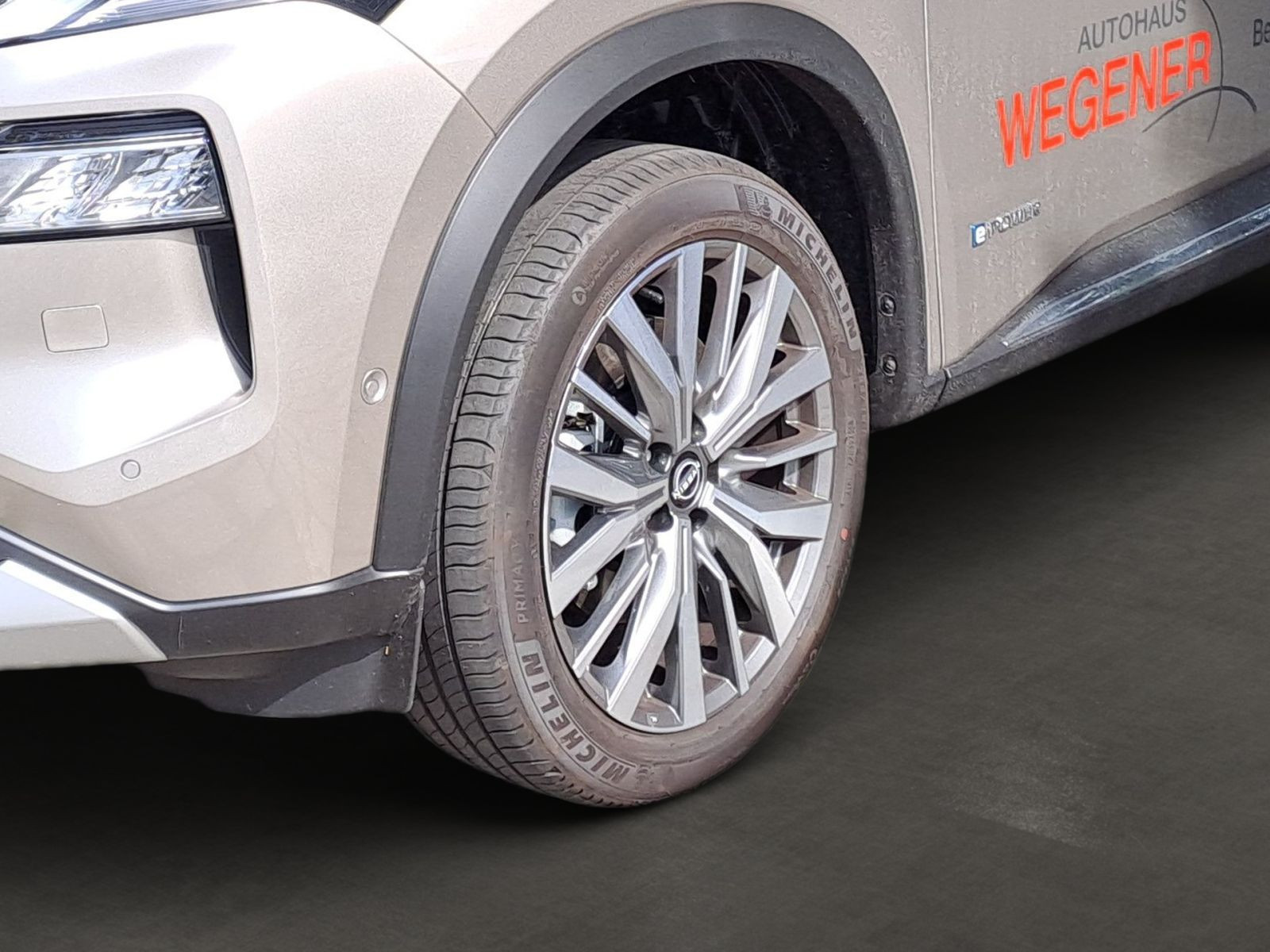Nissan X-Trail Tekna+ 1.5 AT - 4x4 PANO BOSE 20' HUD LEDER MEM