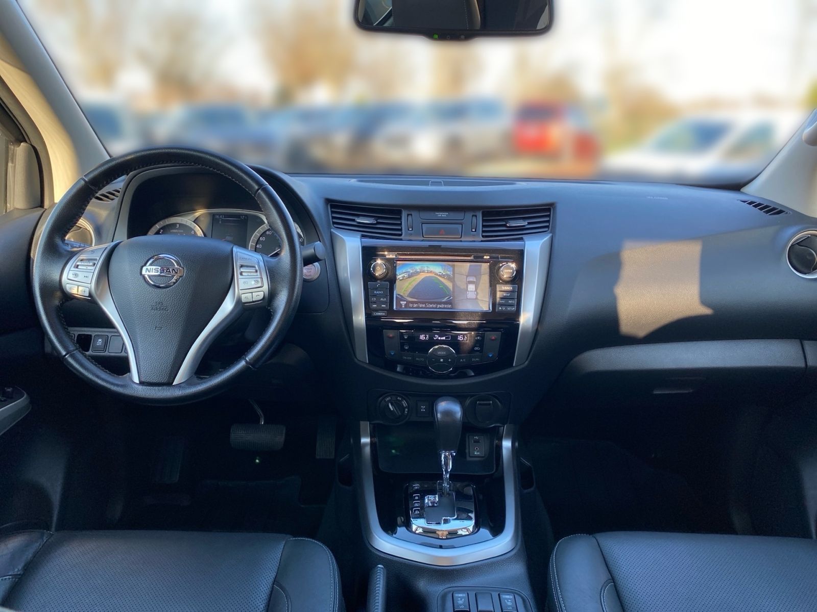 NISSAN NAVARA Tekna AT dCi 2.3 4x4- AHK, KEYLESS,CAM