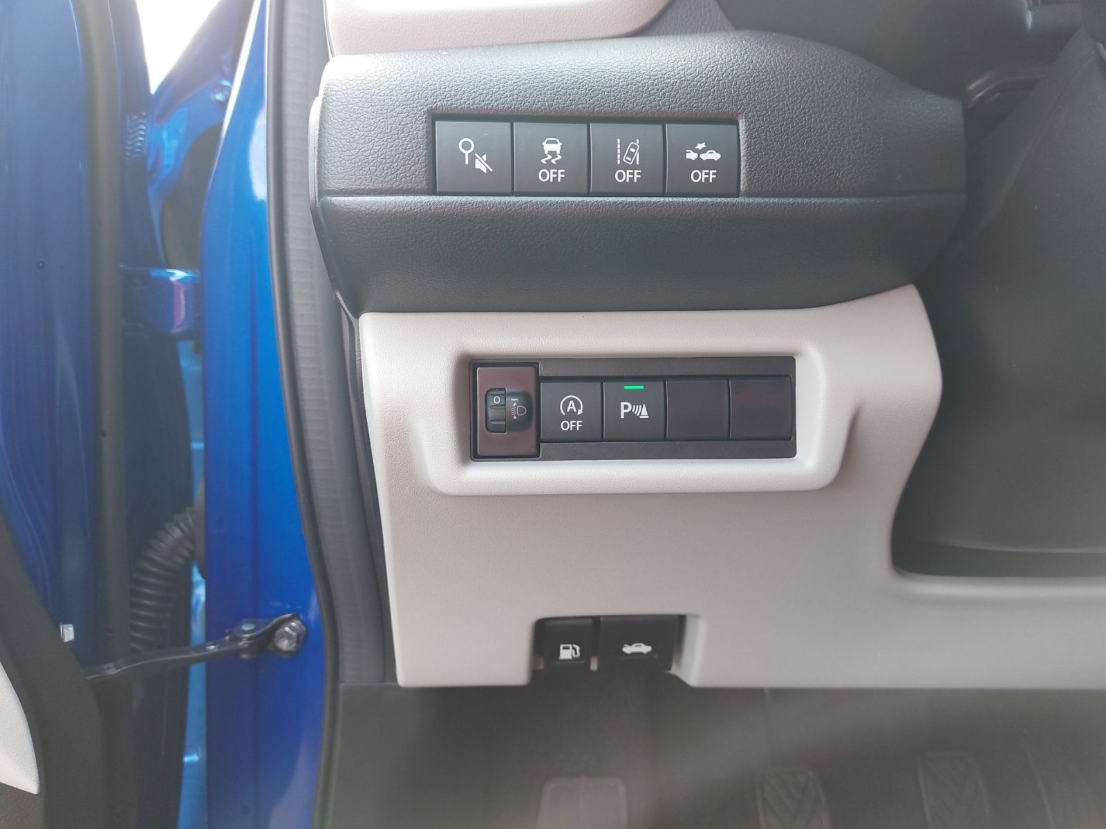 SUZUKI Swift 1.2 Hybrid Comfort+ 1.2 MT NAVI CAM SHZ