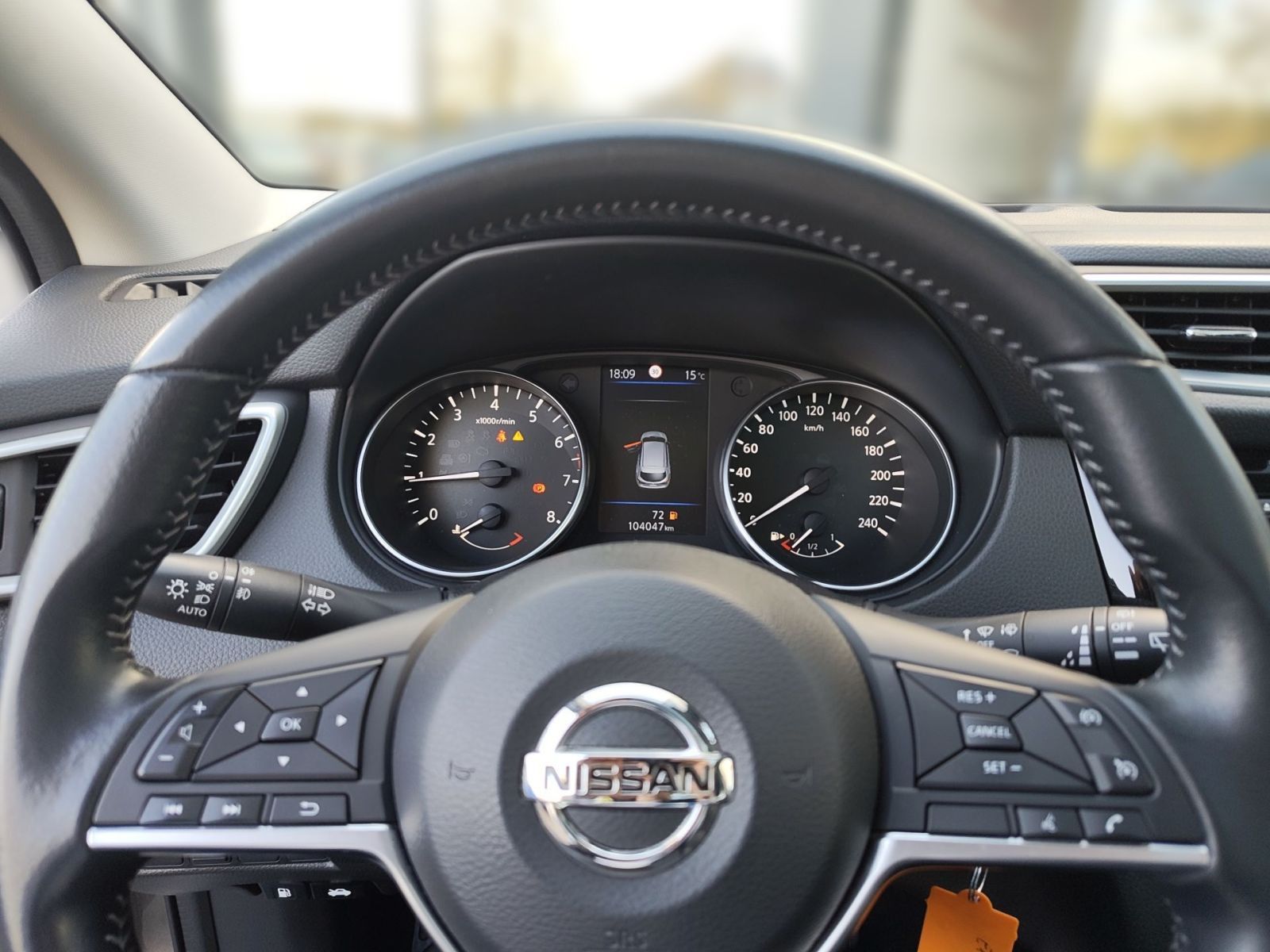 NISSAN Qashqai 1.3 N-Way PANO*SHZ*CAM*Klima*Navi*LM