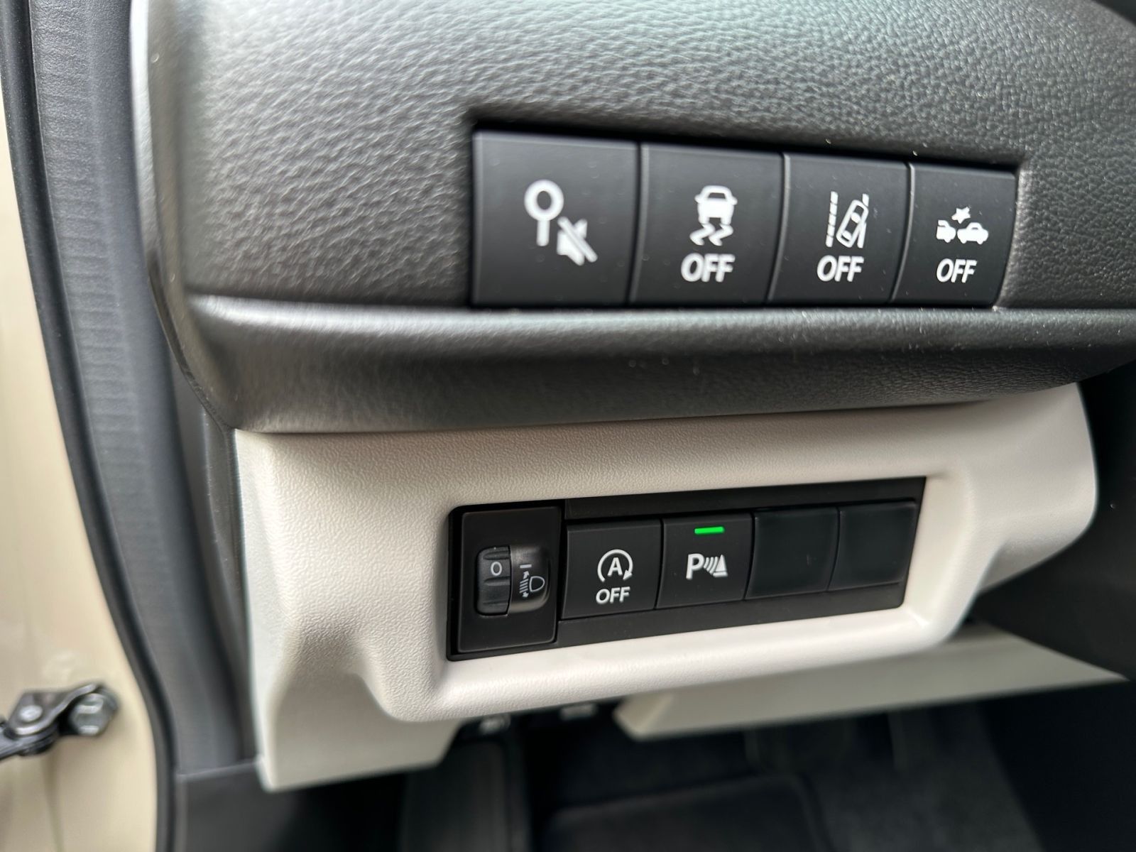 SUZUKI SWIFT COMFORT+ 1,2 AT HYBRID Navi Cam SHZ