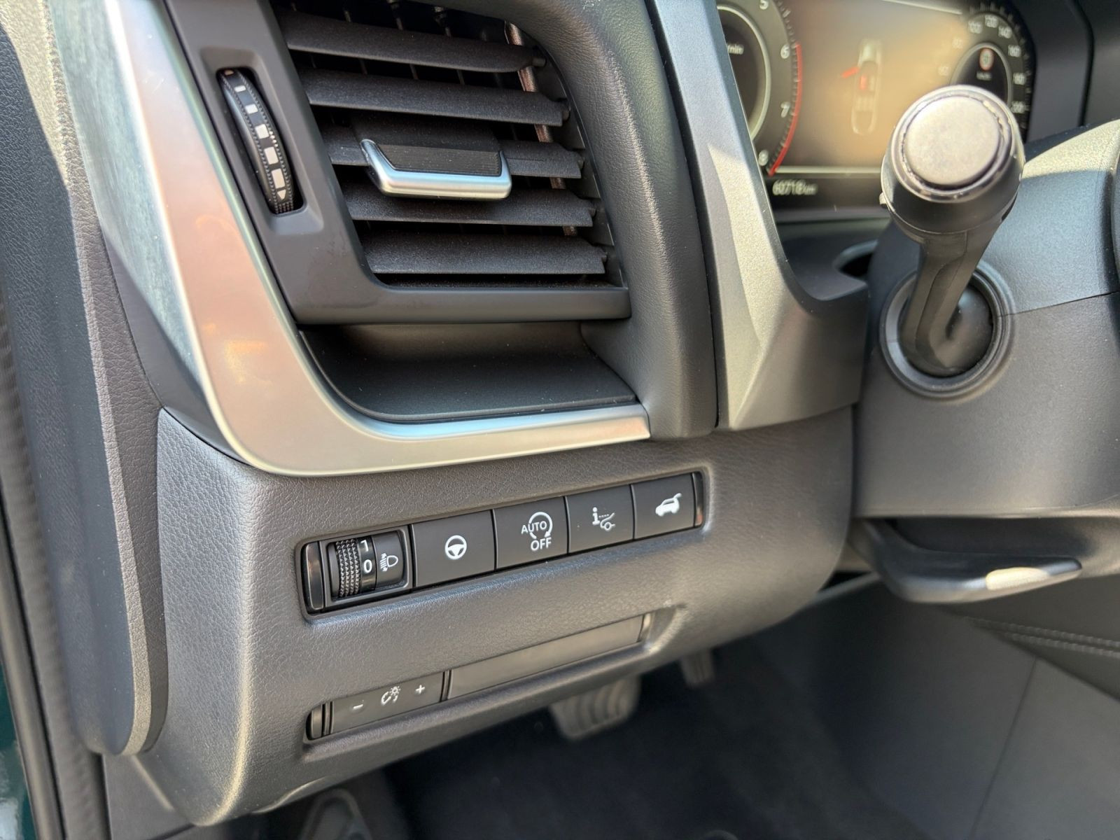 Nissan QASHQAI N-Connecta 1.3 DIG-T  Pano HeadUp Winter