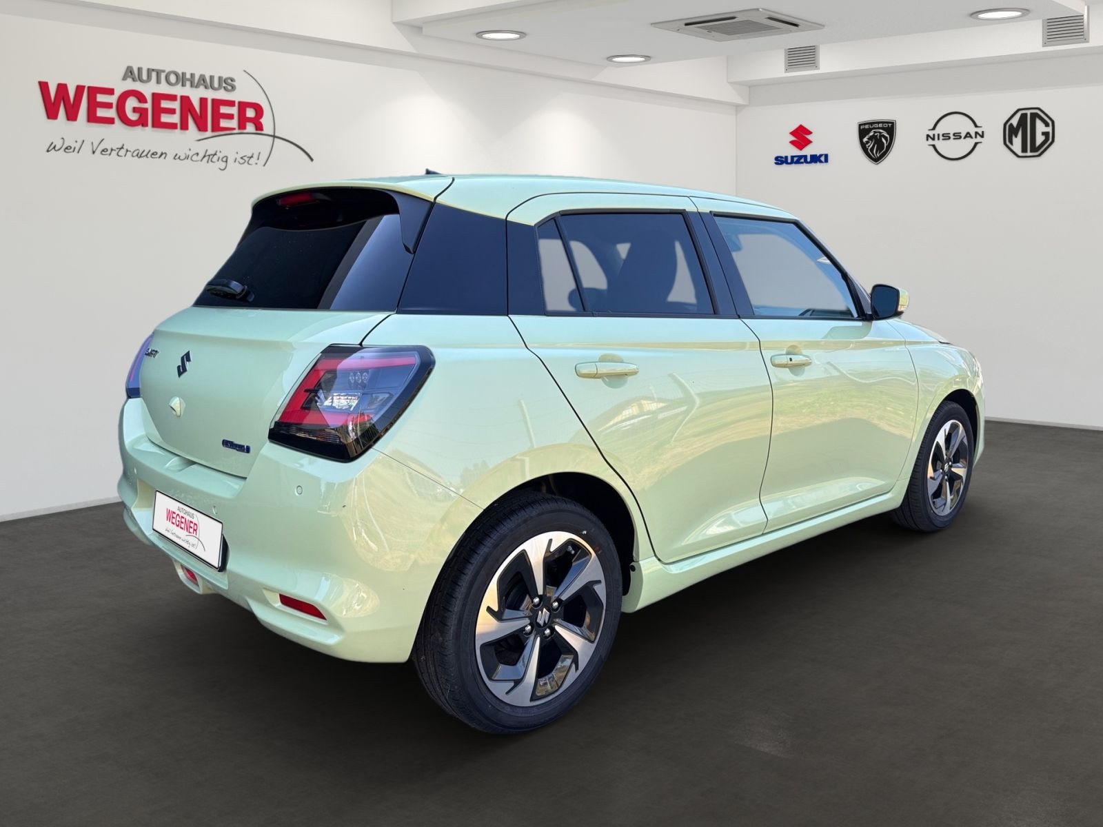 Suzuki SWIFT COMFORT+ CVT HYBRID (61kW)