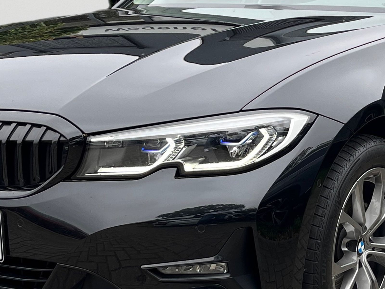 BMW 320 d Mild-Hybrid xDrive Touring PDC*CAM*Laser