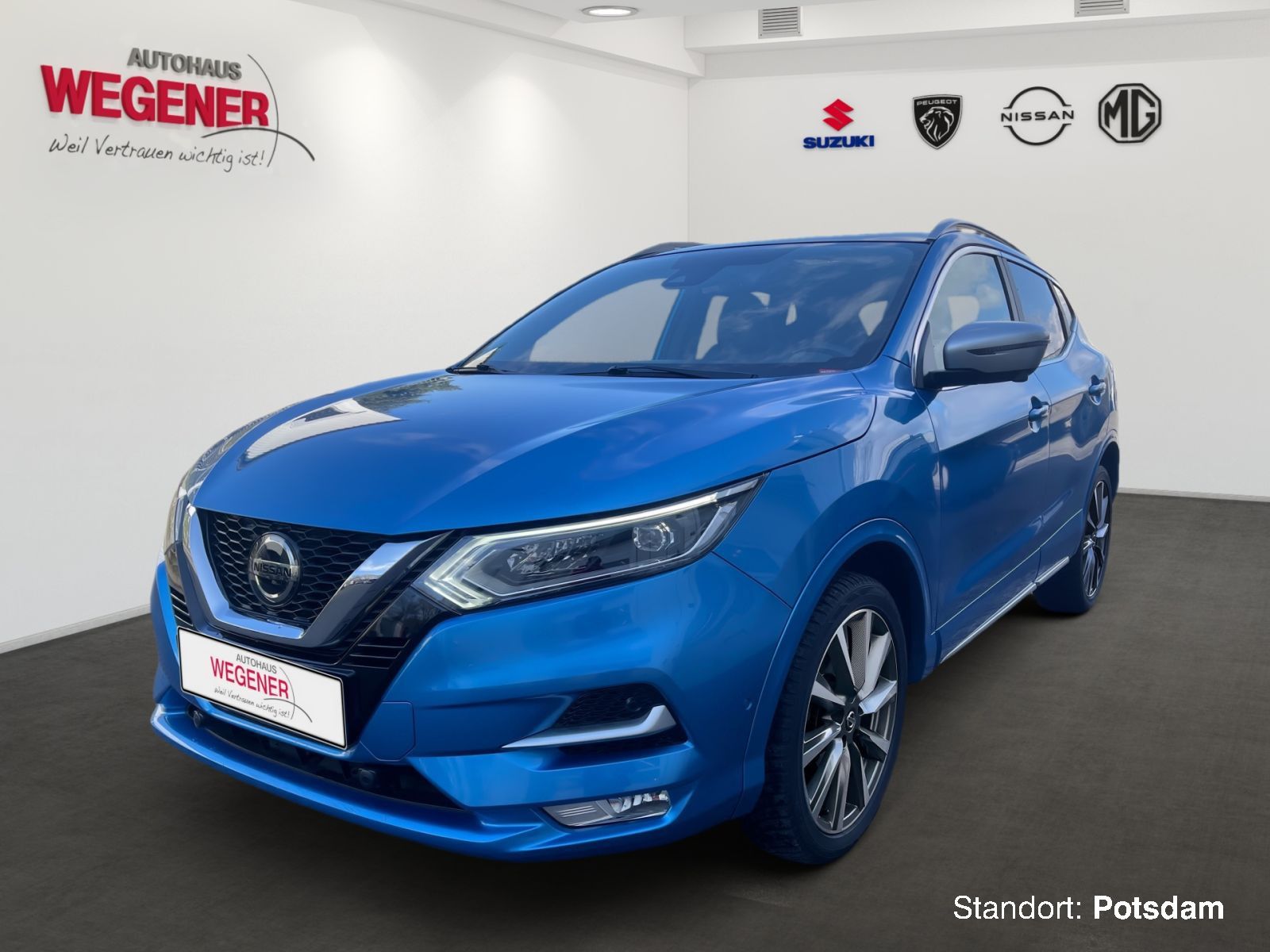 NISSAN Qashqai 1.3 TEKNA Autom.*Navi*Winterpaket*Pano