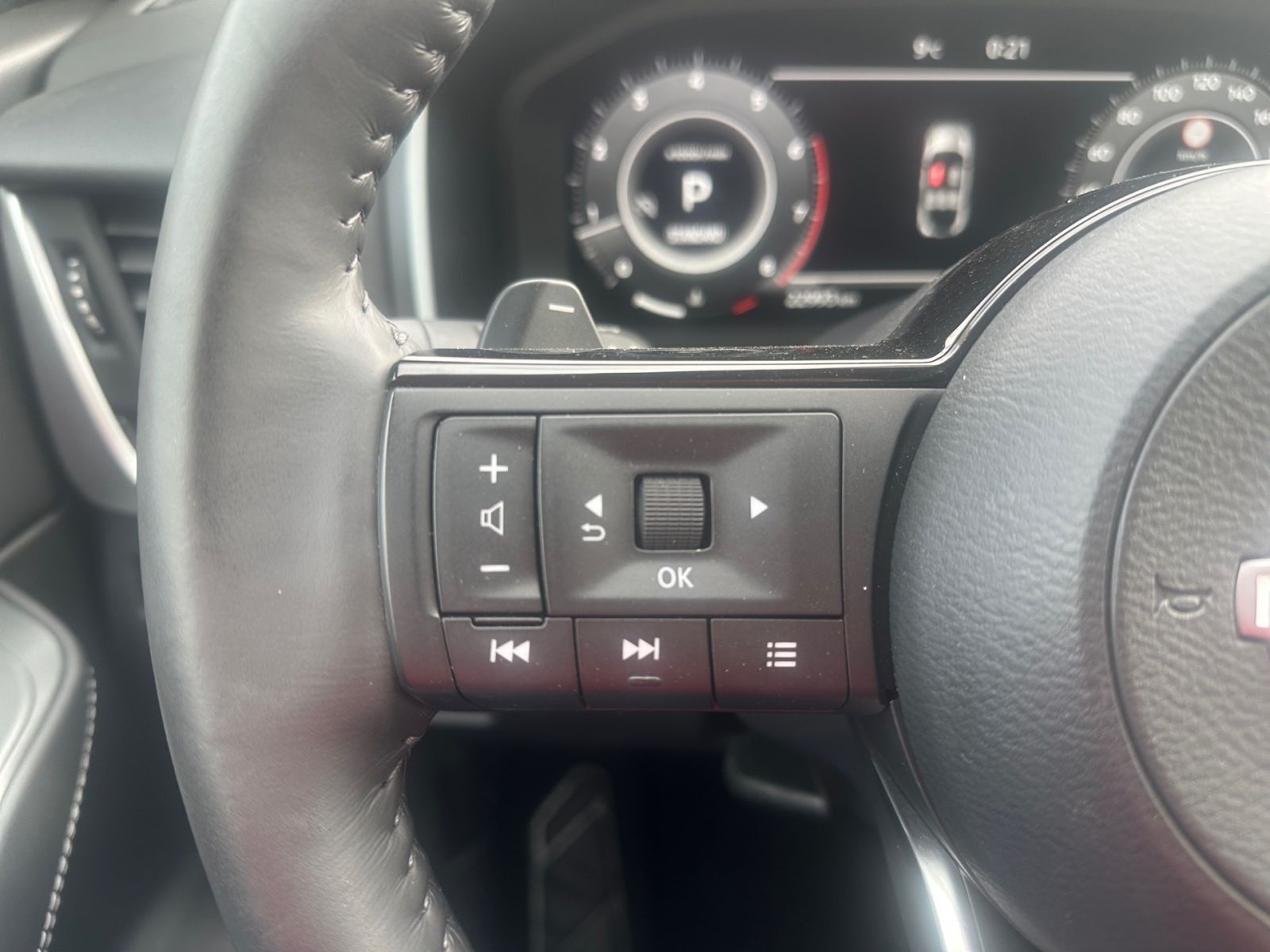 NISSAN Qashqai 1.3 DIG-T N-Connecta HeadUp*Navi*360°CAM
