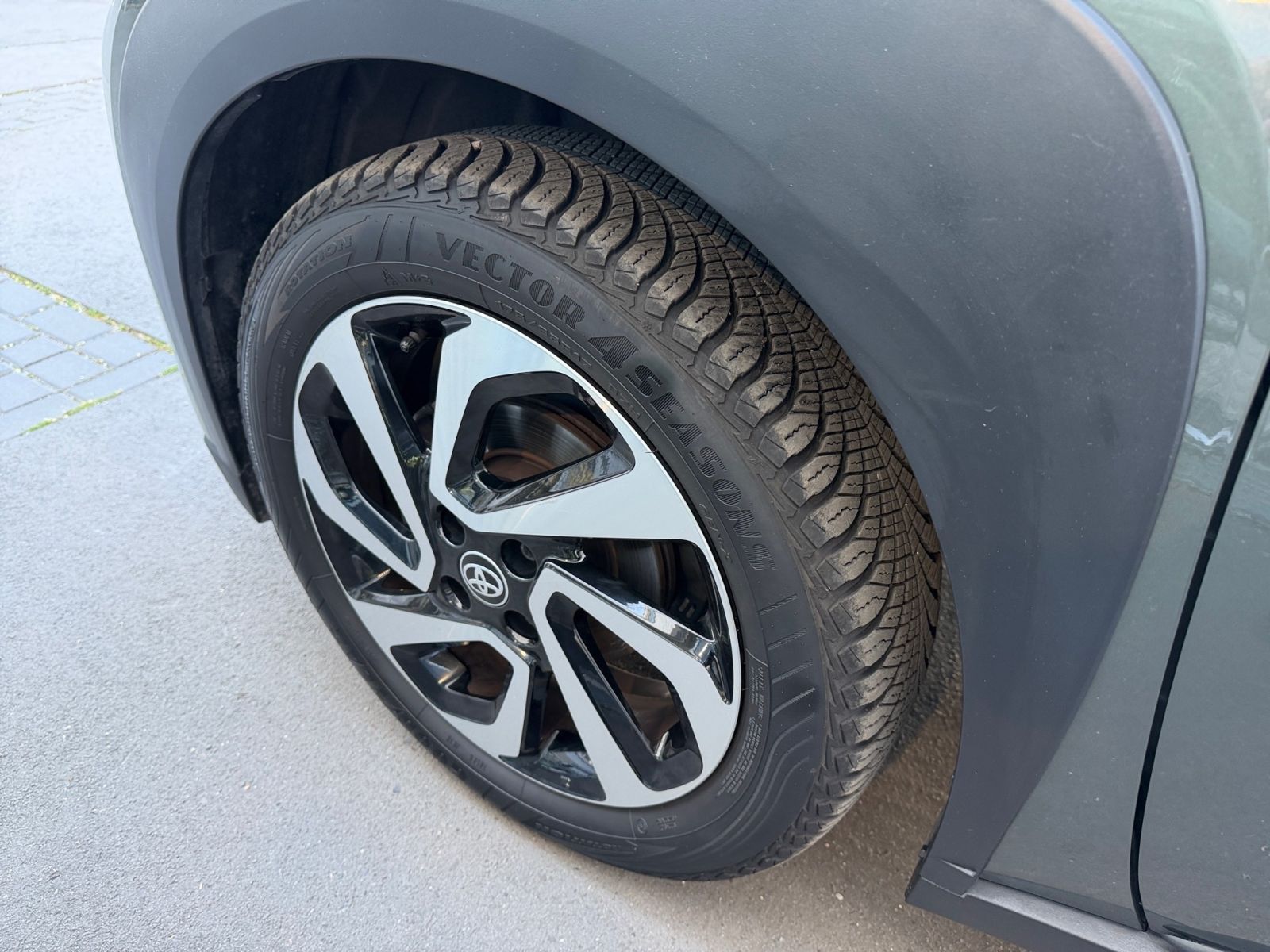 TOYOTA Aygo X 1.0 VVT-i CVT-Automatik PDC*CAM*CarPlay