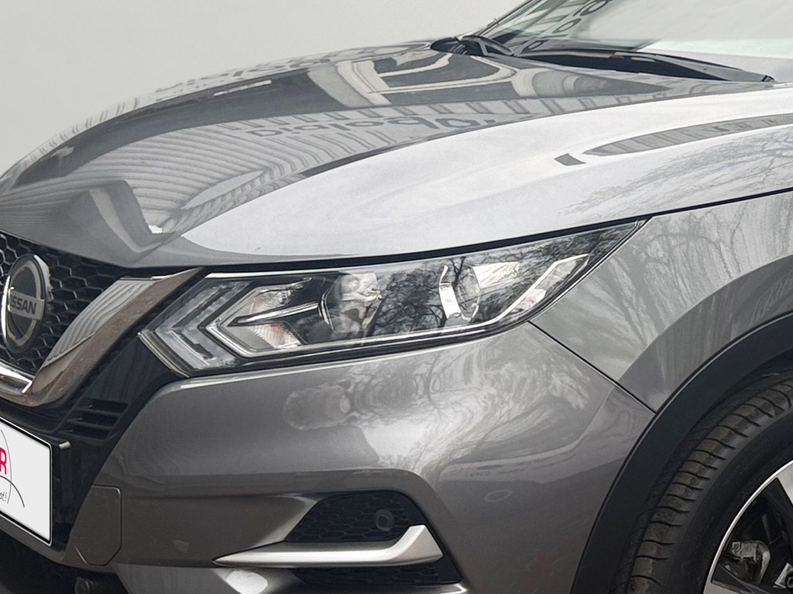 NISSAN Qashqai Zama 1.3 AT 360CAM PANO SHZ NAVI CarPlay