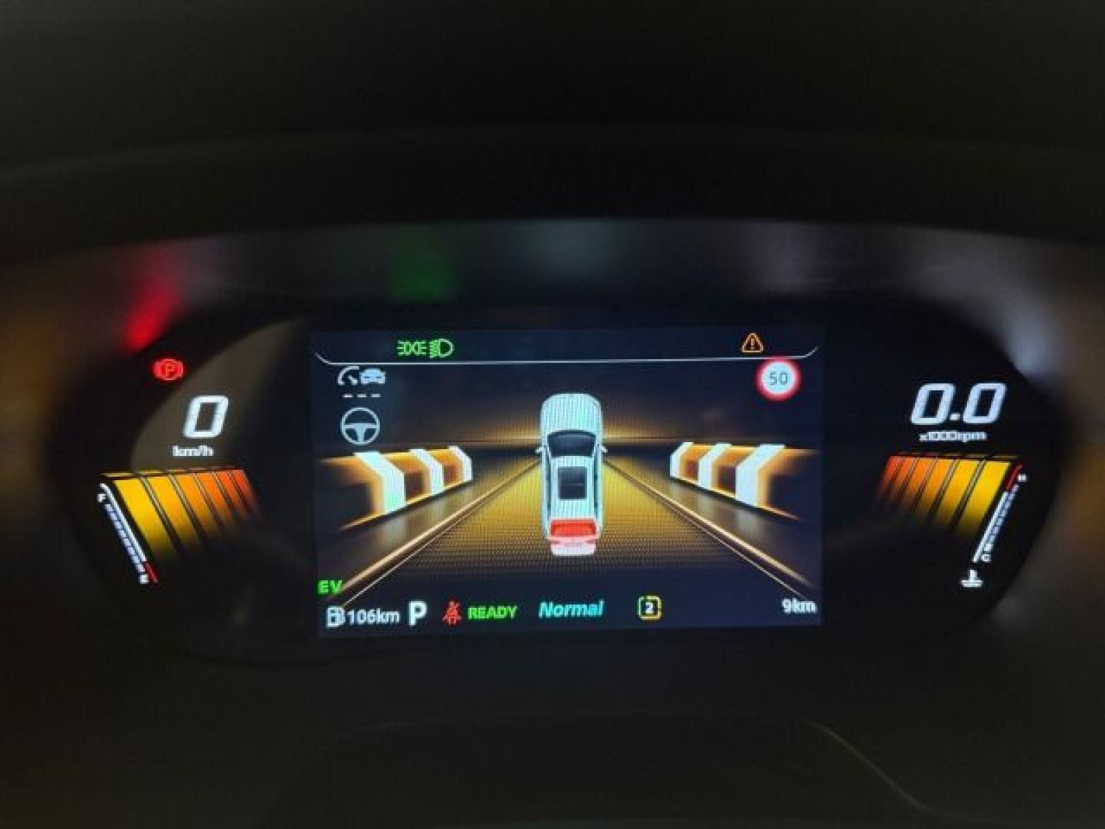MG MG ZS Hybrid+ Luxury MY25.5