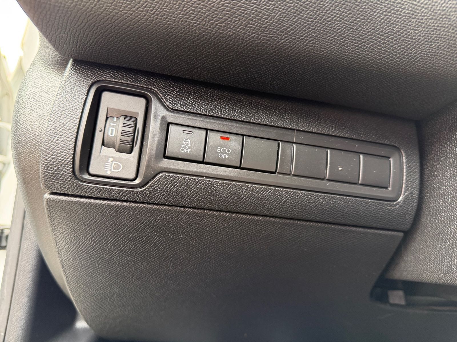 PEUGEOT 308 SW 1.2 THP110 Navi*GRA*PDC vo/hi*CAM