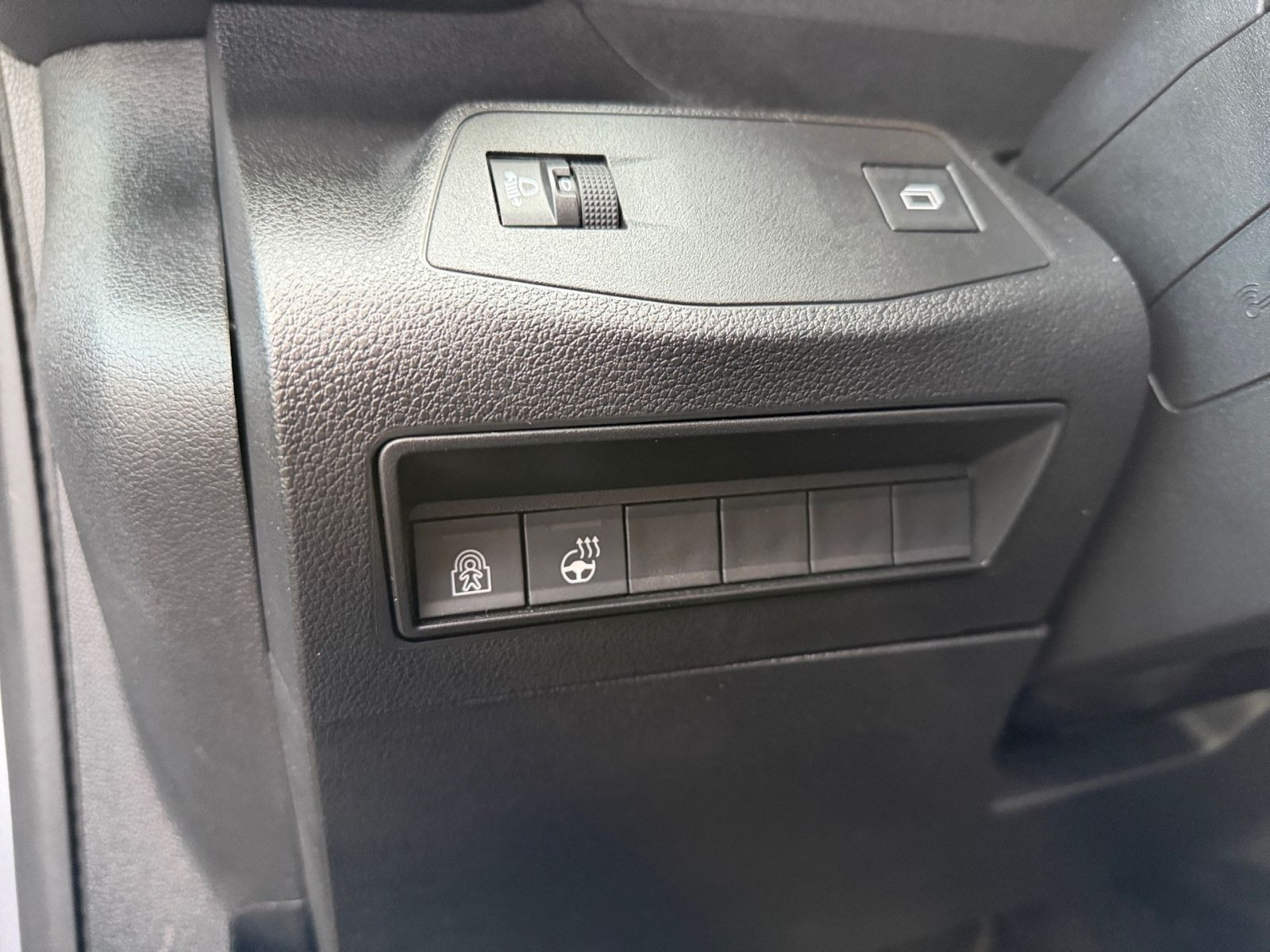 Peugeot Rifter L2 Allure BlueHDi130 EAT8 GRA*RadioCD*PDC