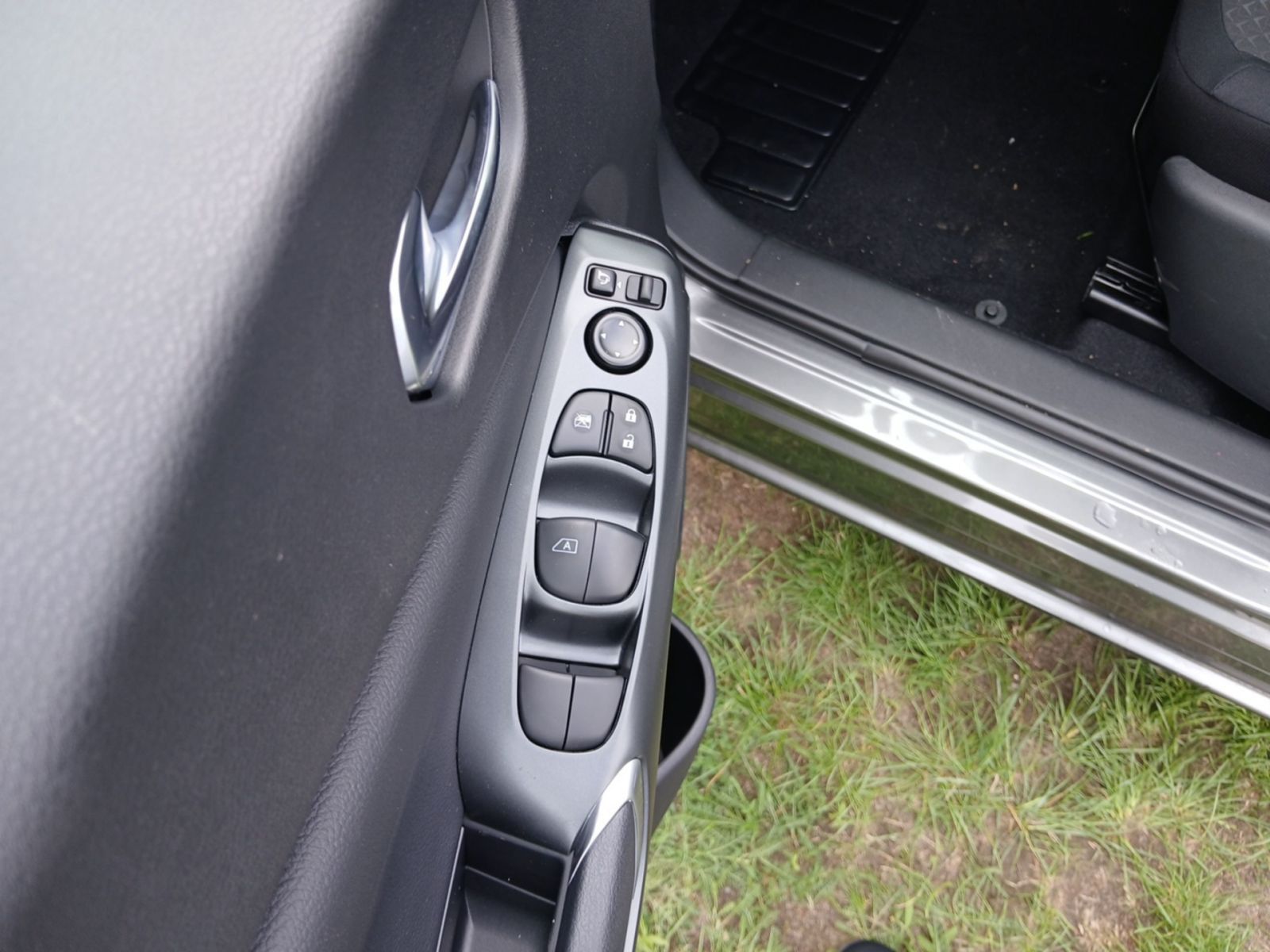 NISSAN JUKE ACENTA 1.0 DIG-T 114 PS 7DCT NAVI KLIMA SHZ