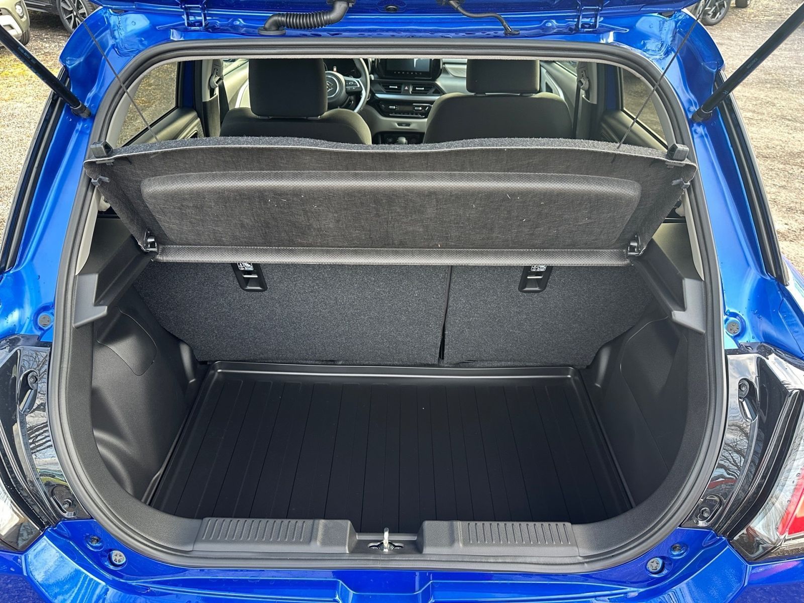 SUZUKI SWIFT COMFORT+ CVT HYBRID ACC*Navi*Kamera*PDC