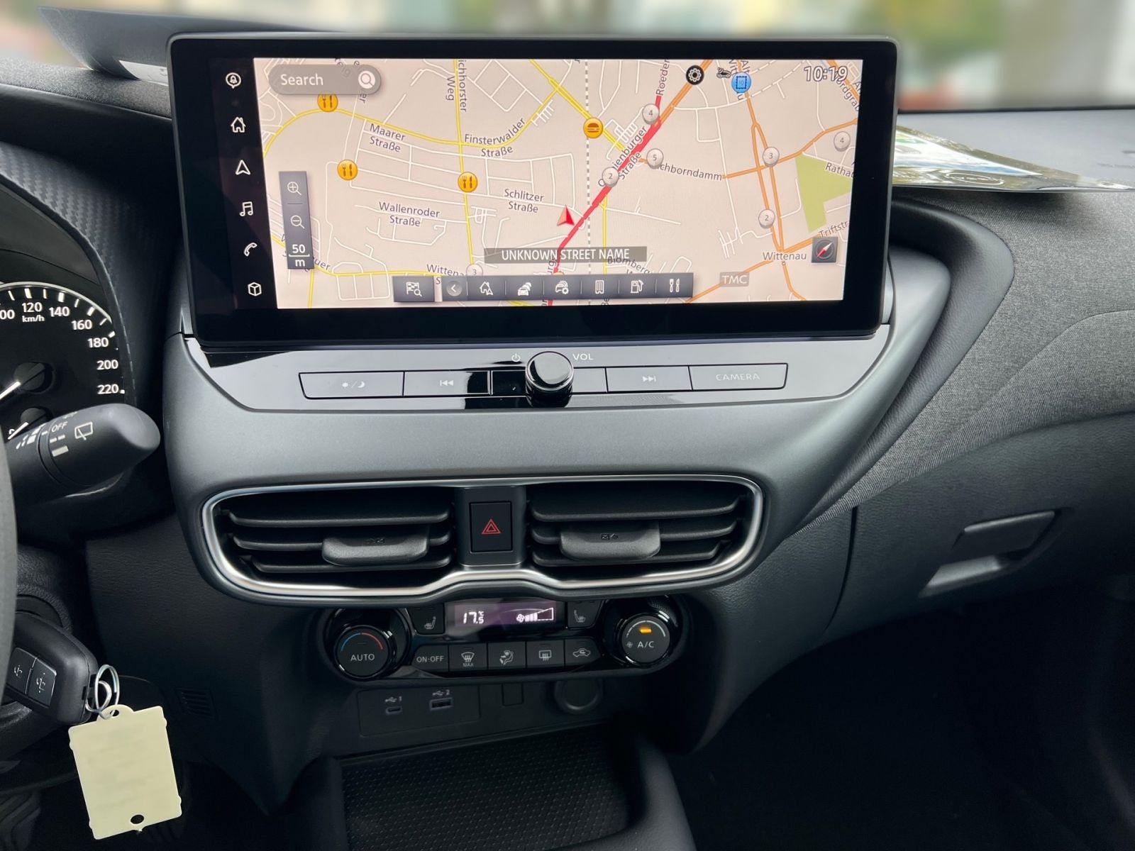 NISSAN JUKE ACENTA 1.0 DIG-T 114 PS  6MT NAVI KLIMA SHZ