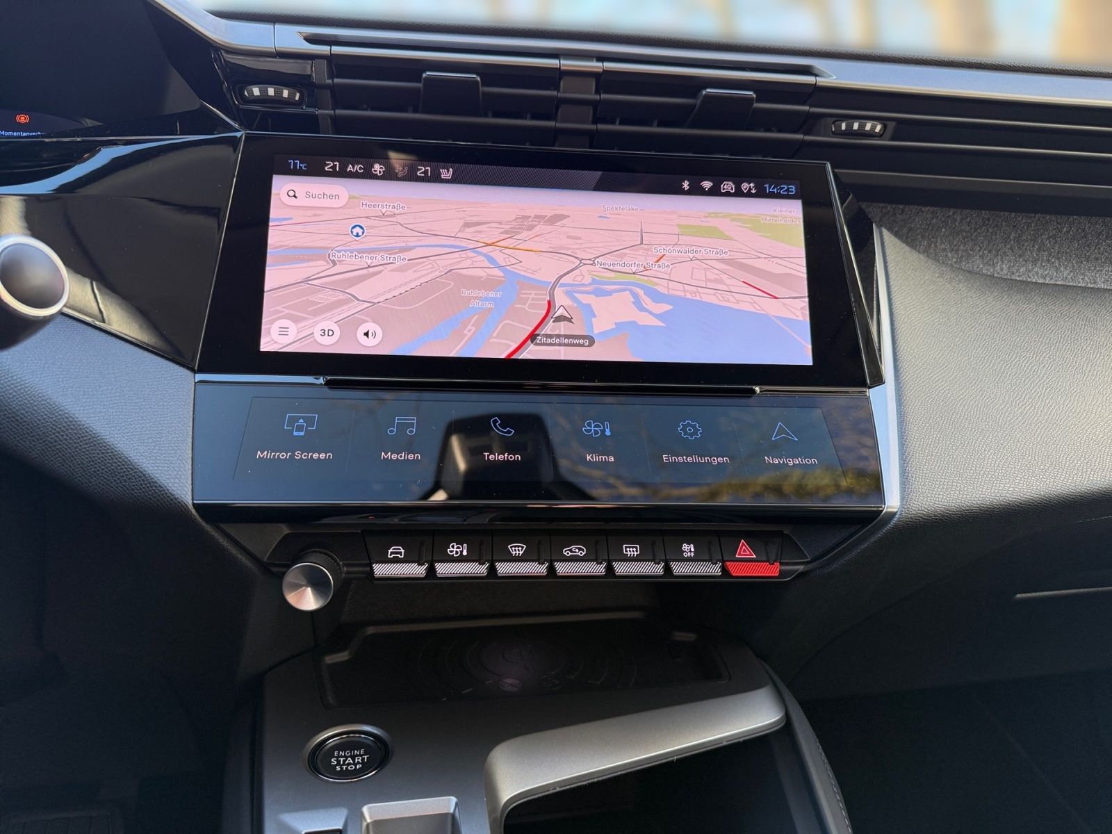 PEUGEOT 408 Allure Pack 130 EAT8 *SHZ*Kamera*