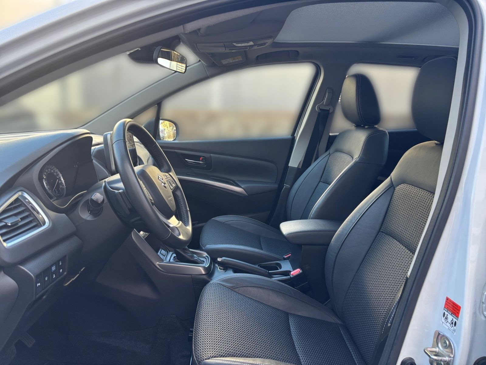 Suzuki S-CROSS COMFORT+ 1.5 HYBRID 4x4 AT/AGS
