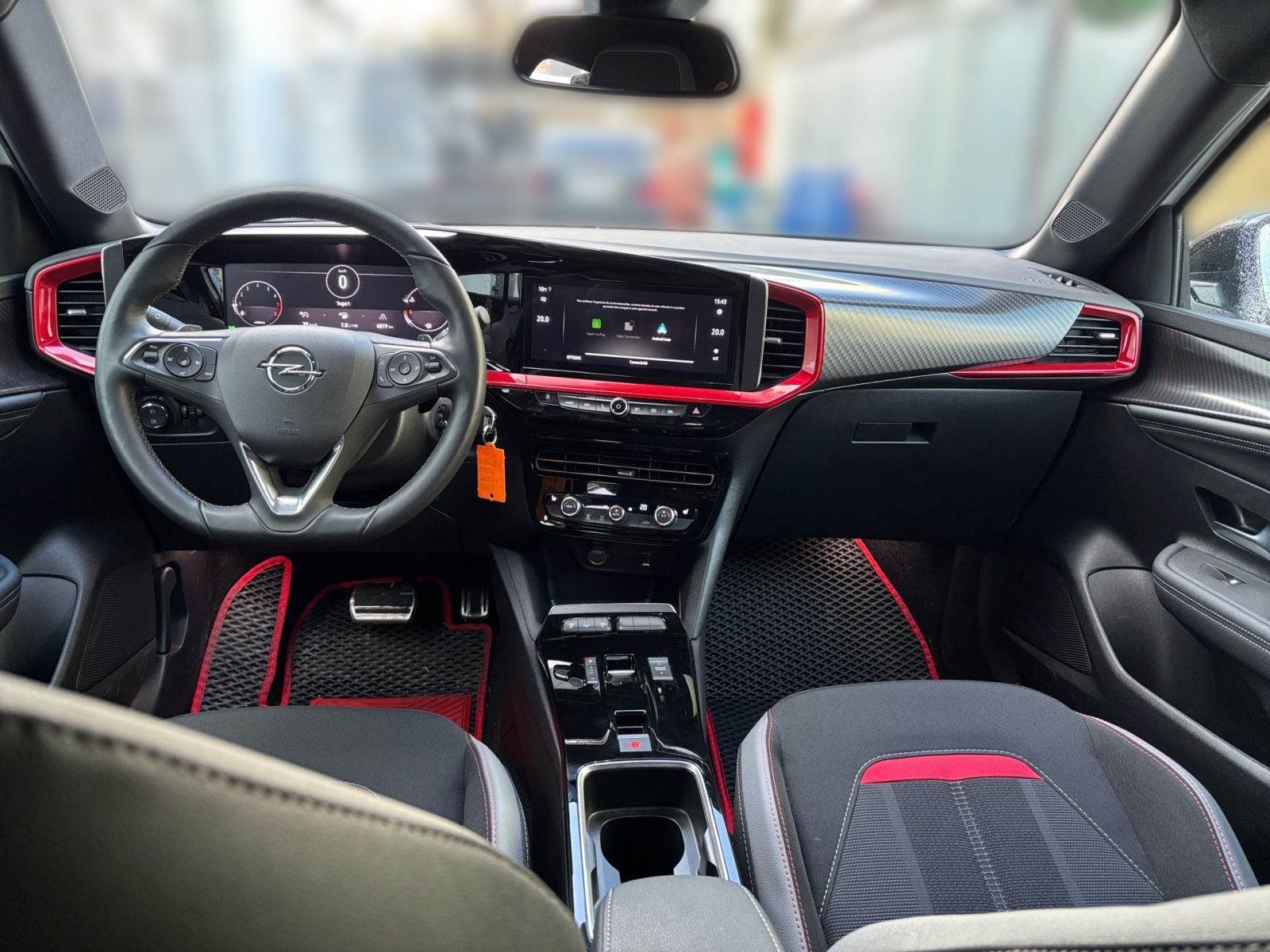 OPEL MOKKA 1.2 TURBO Automatik+CARPLAY+8 Fach-bereift