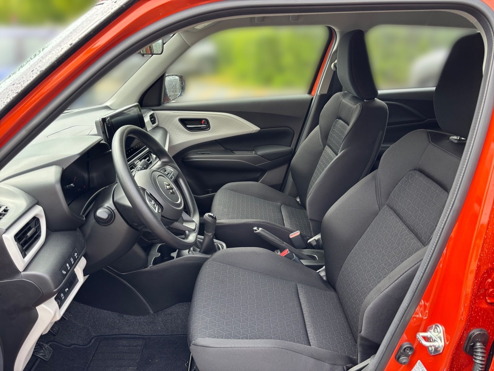 SUZUKI SWIFT CLUB HYBRID
