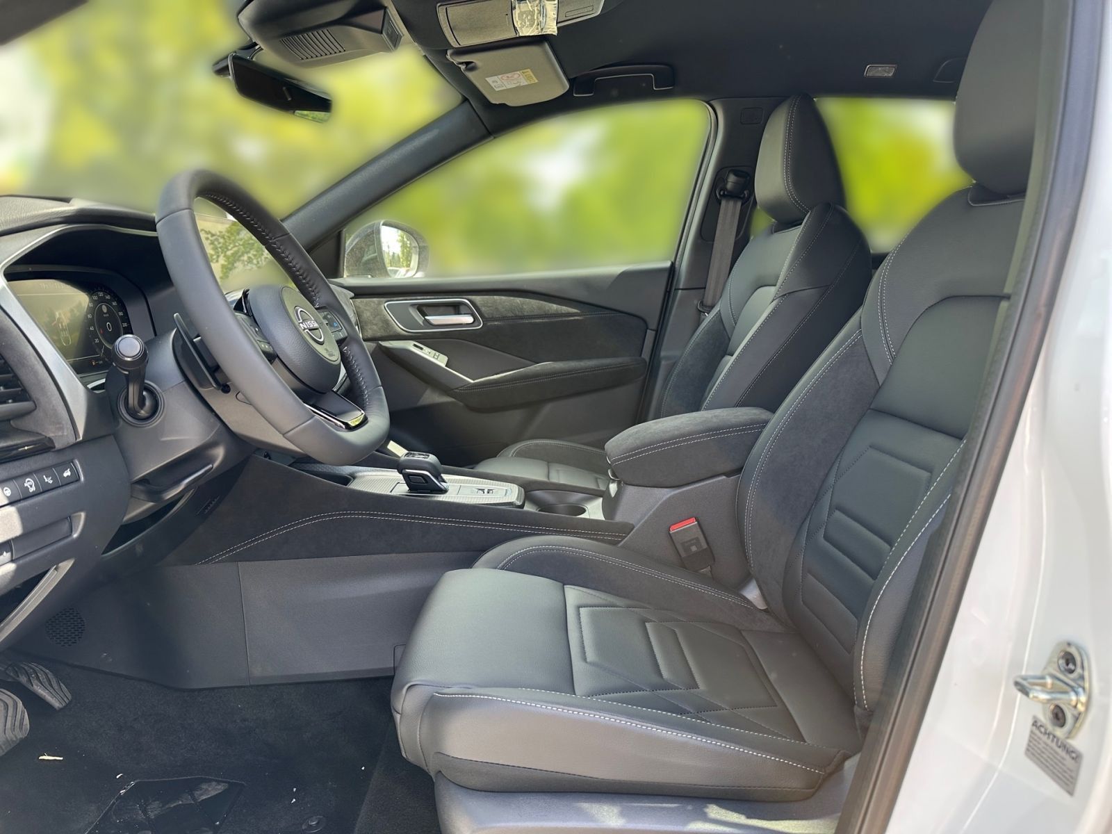 NISSAN Qashqai -Design 1.3 DIG-T MHEV 1Winter Navi 360°