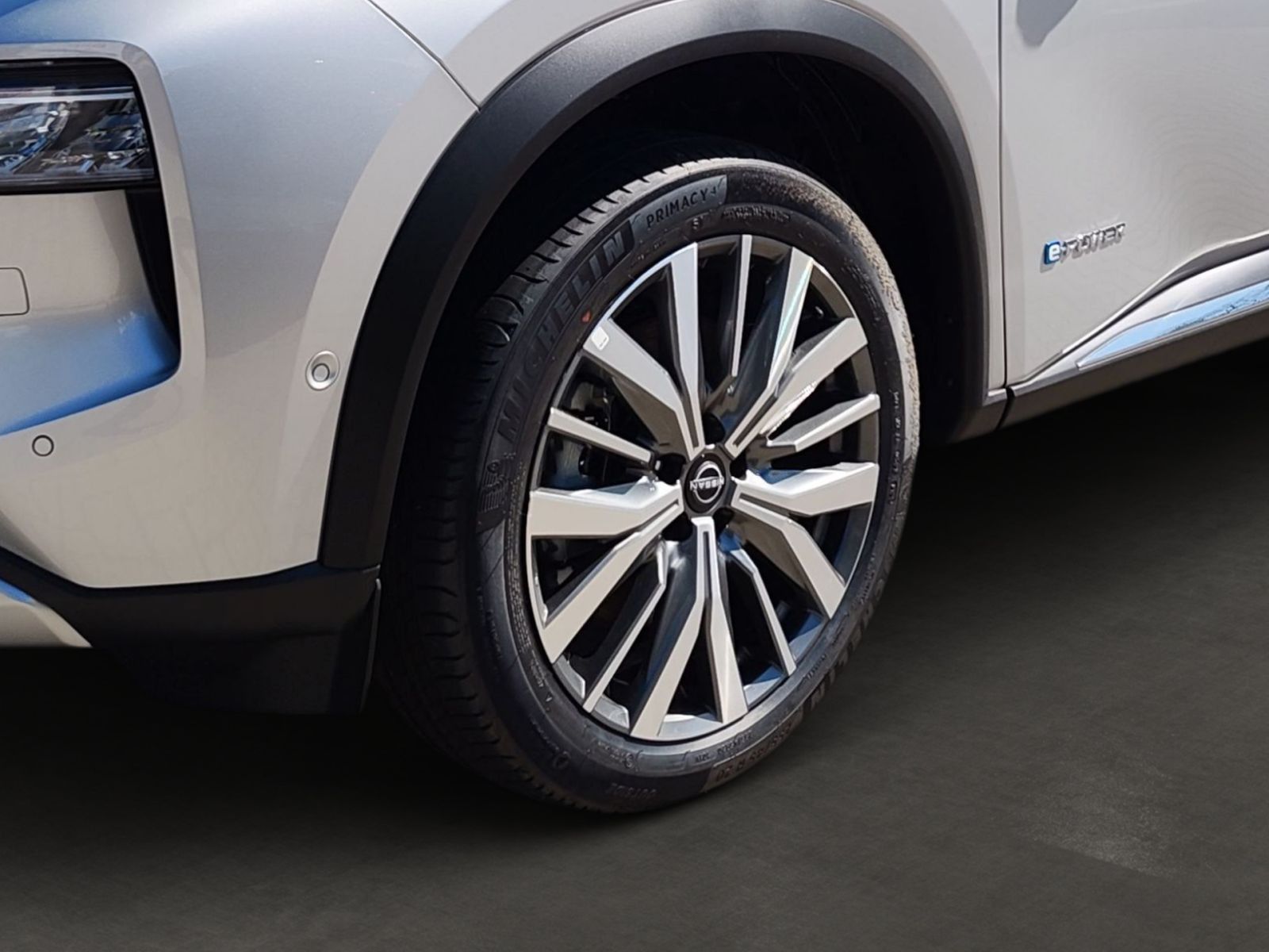 Nissan X-Trail 1.5 VC-T e-Power Tekna Head-Up*Navi