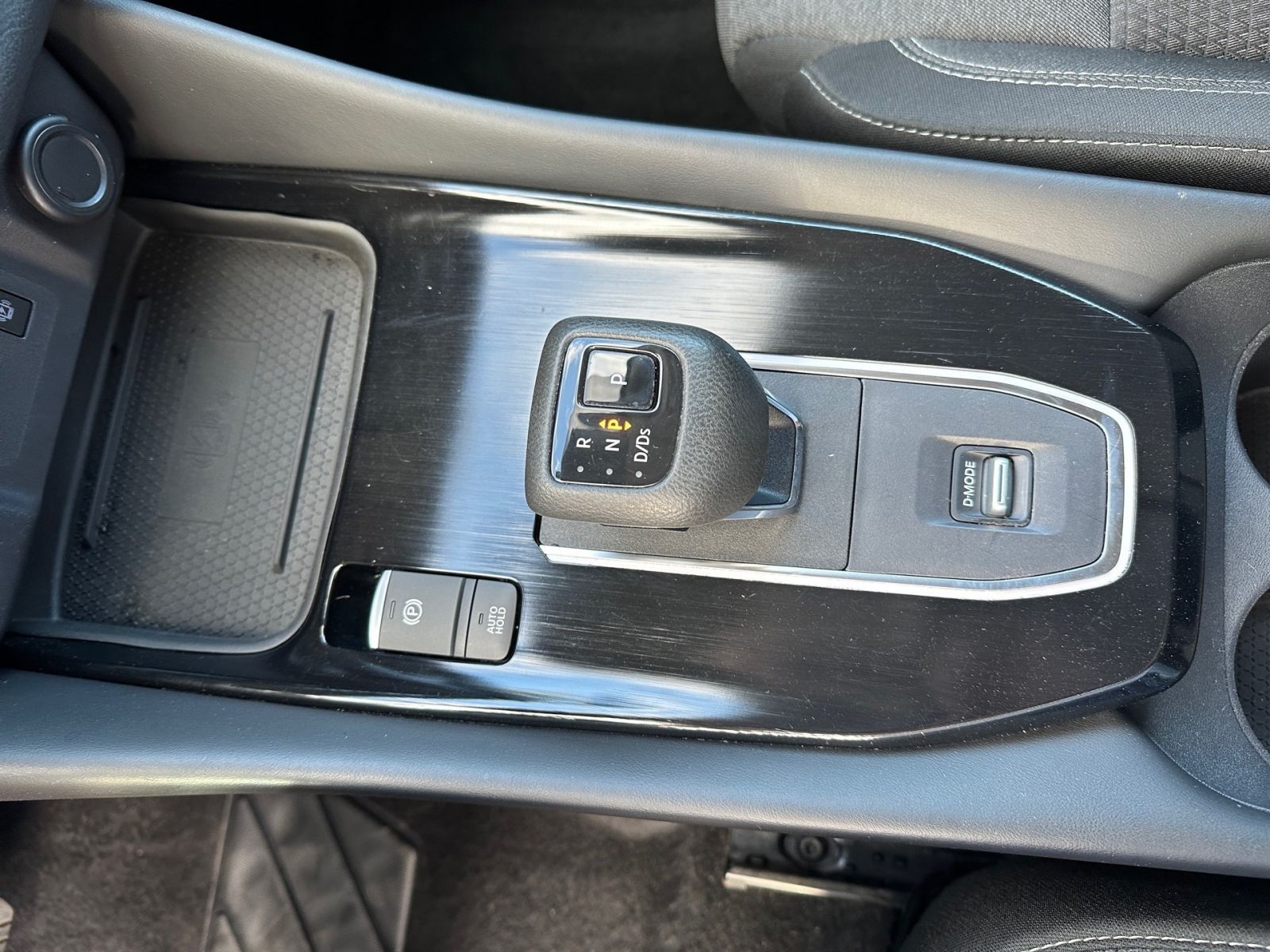 NISSAN QASHQAI N-CONNECTA 1.3 AT WINTER 360° AHK NAVI