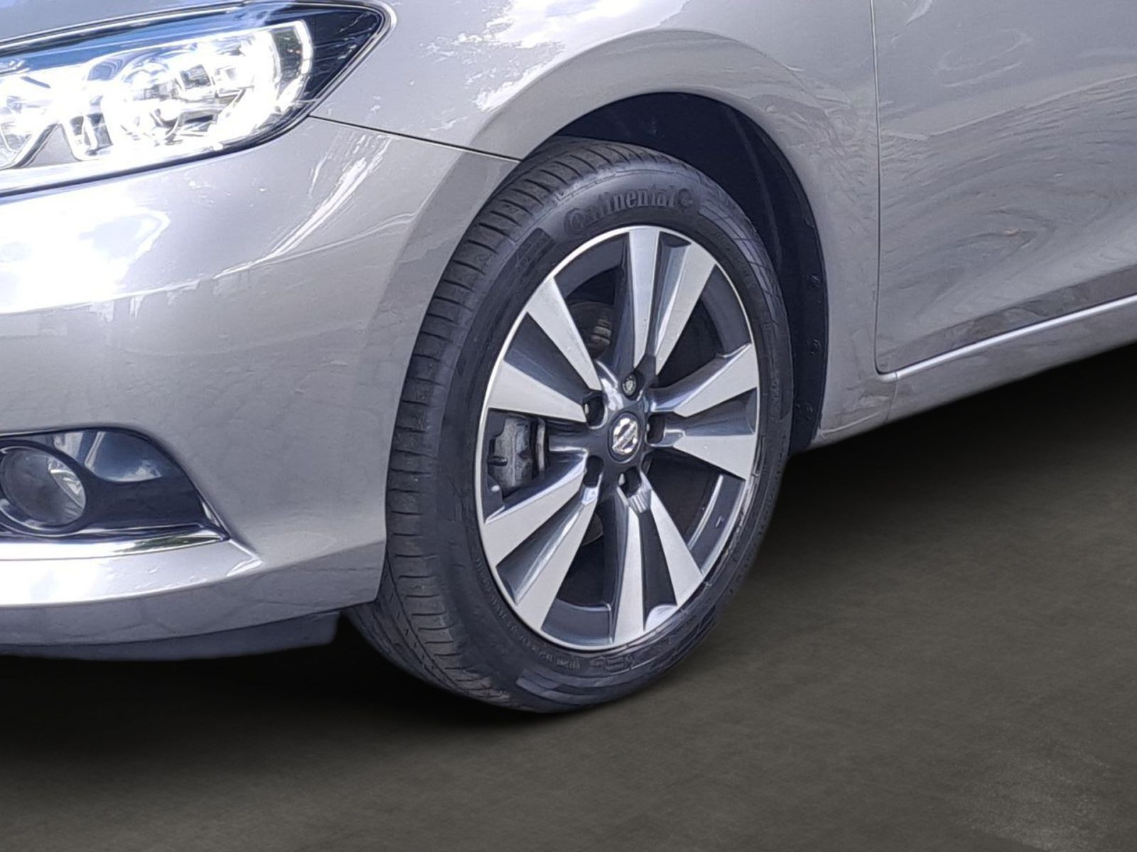 Nissan Pulsar Tekna 1.2 AT -  360CAM SHZ NAVI LEDER AHK