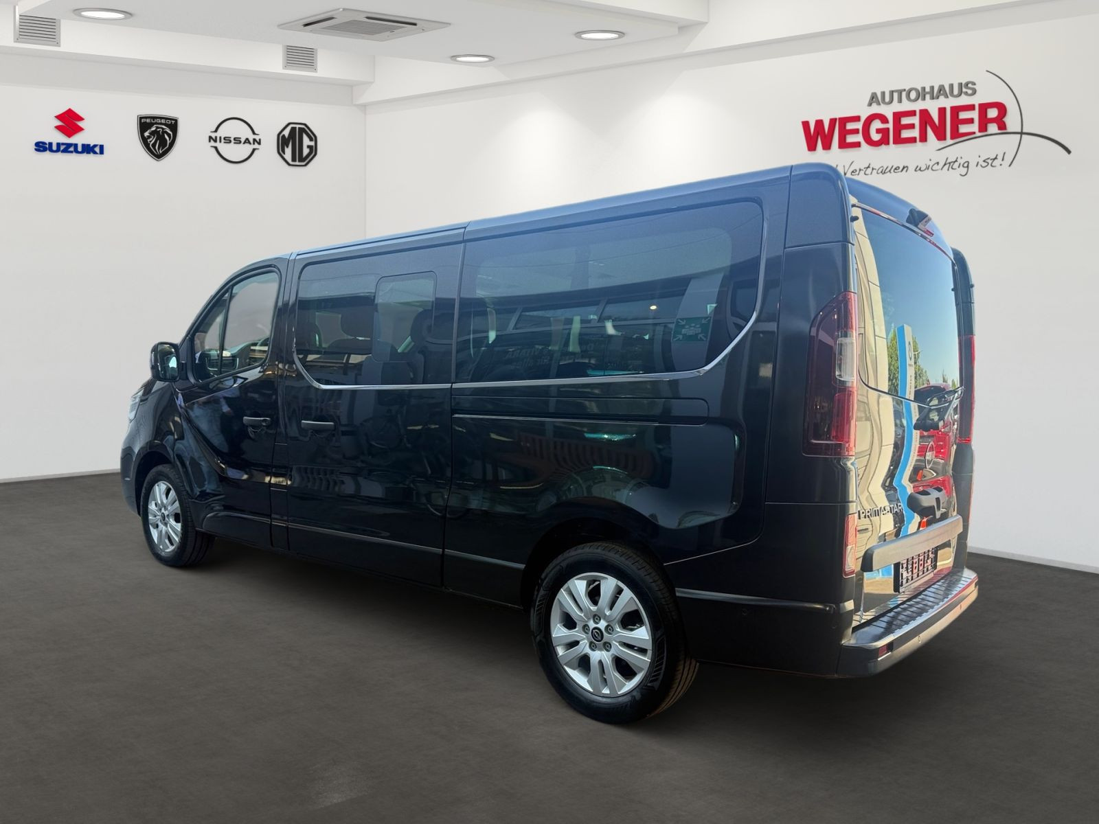 Nissan PRIMASTAR Kombi L2H1 Tekna LED CAM Totwinkel Navi