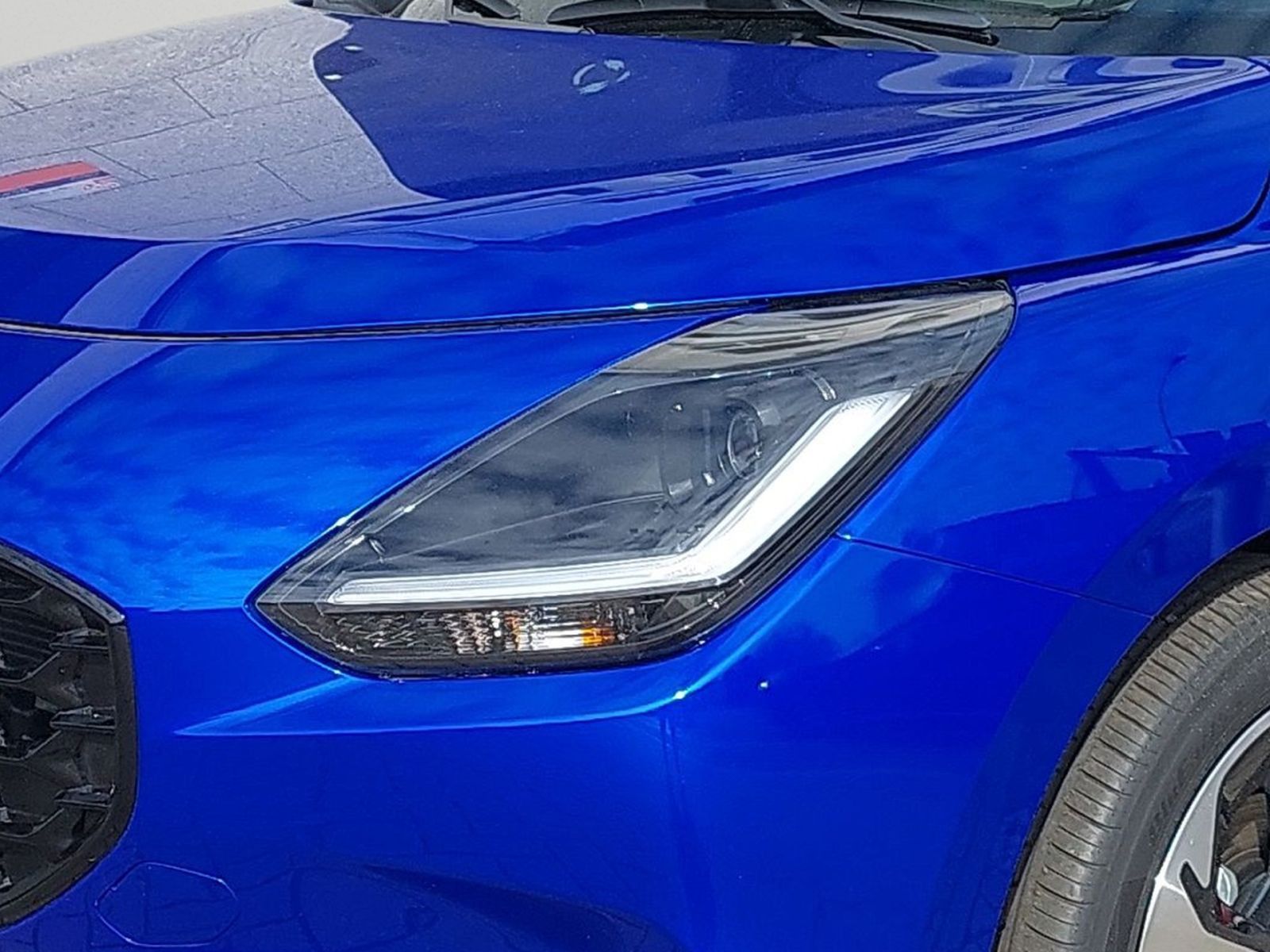 SUZUKI Swift Comfort+ CVT HYBRID NAVI CAM SHZ