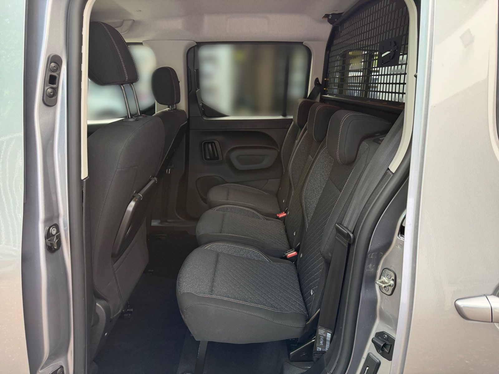 Peugeot Rifter L2 Allure BlueHDi130 EAT8 GRA*RadioCD*PDC