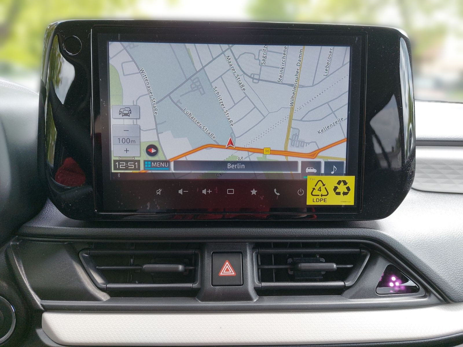 Suzuki SWIFT COMFORT 1.2 AT HYBRID CAM NAVI SHZ
