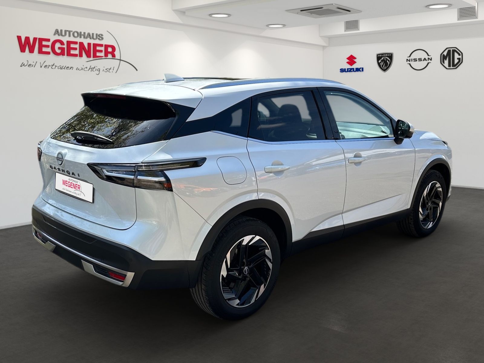 NISSAN Qashqai 1.3 DIG-T N-Connecta HeadUp*Pano*Navi