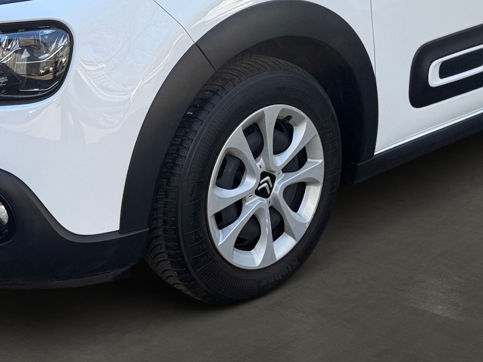 CITROEN C3 1.2 PureTech 110 Shine Pack Navi*Bluetooth